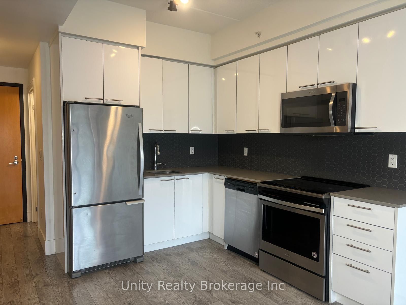 15 Prince Albert Boulevard 312 Property Photo 9