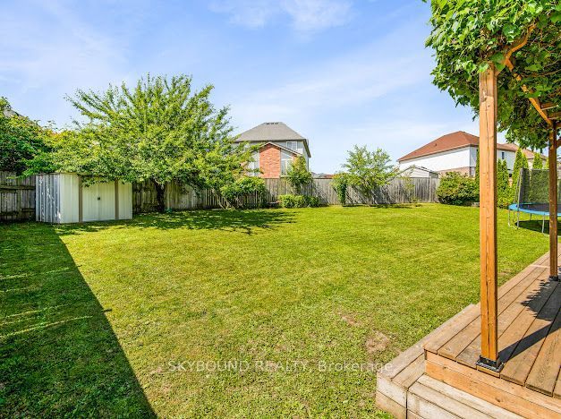 29 Blue Lace Crescent Property Photo 37