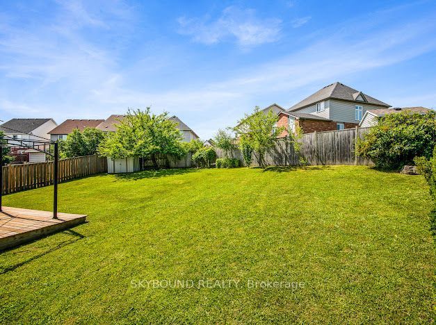 29 Blue Lace Crescent Property Photo 40