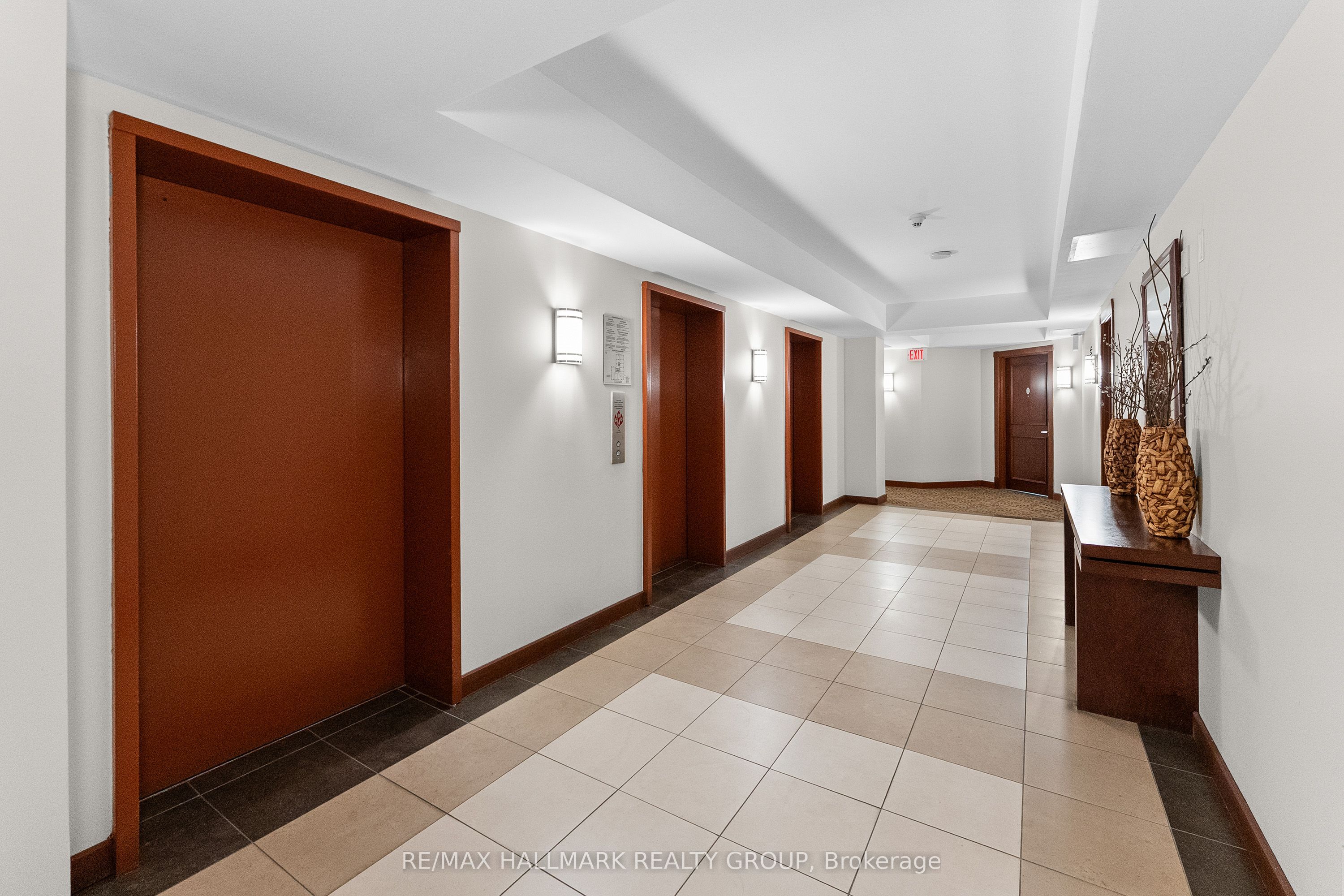 200 Rideau Street 1702 Property Photo 7