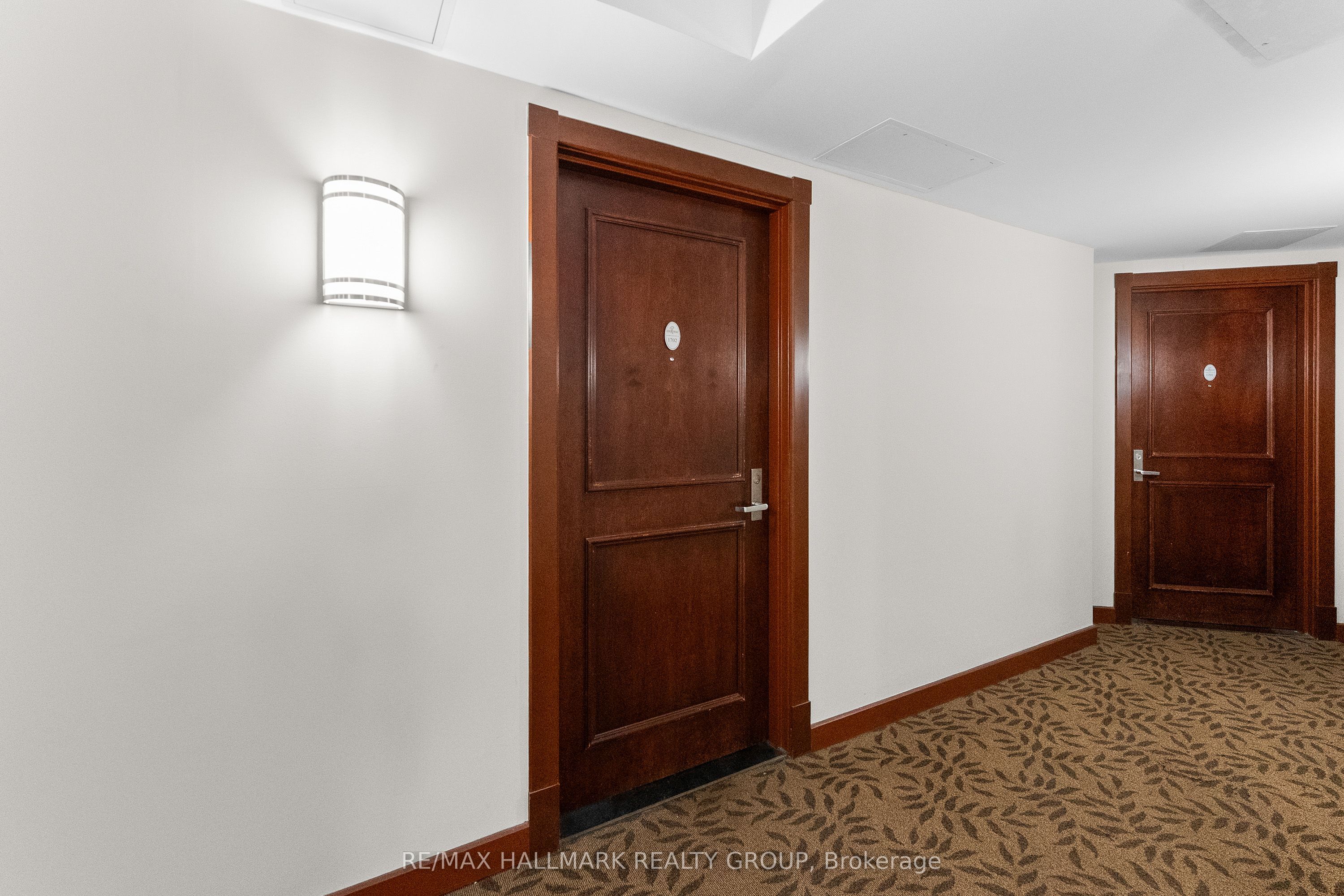 200 Rideau Street 1702 Property Photo 9