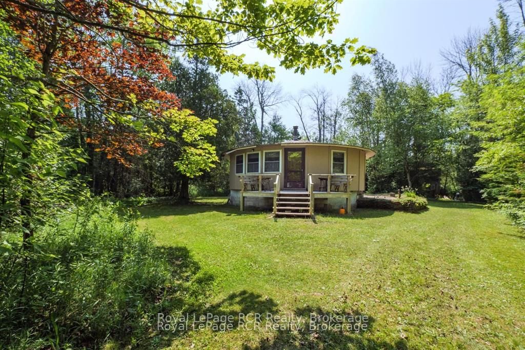 18 Young's Drive Property Photo 1