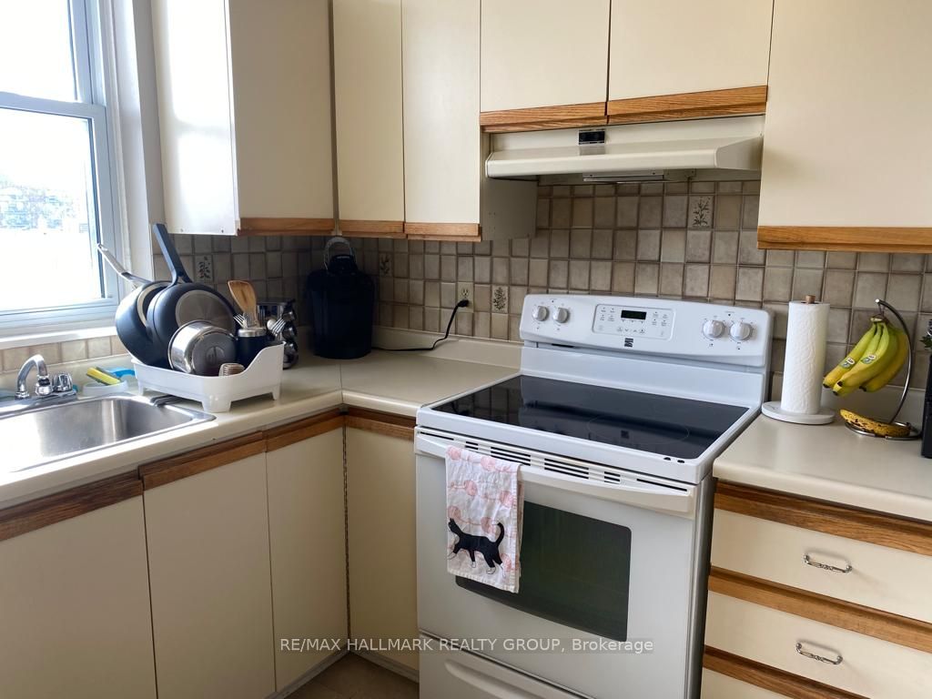 50 Burnside Avenue 509 Property Photo 8