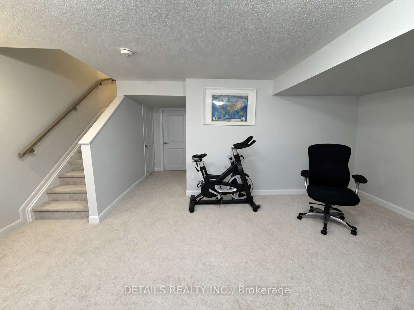 754 Cashmere Terrace Property Photo 23