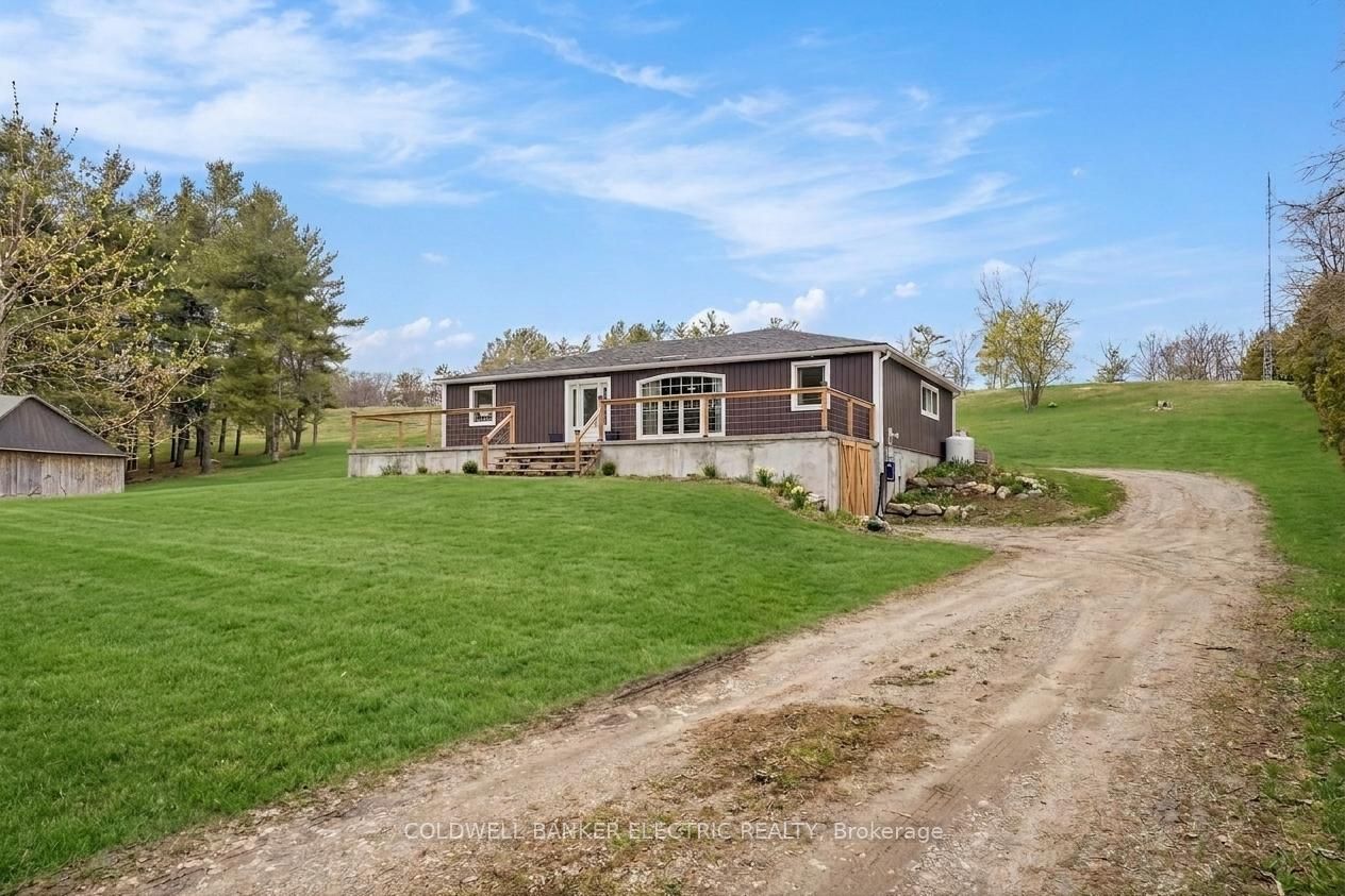 5078 Oak Hills Road Property Photo 3