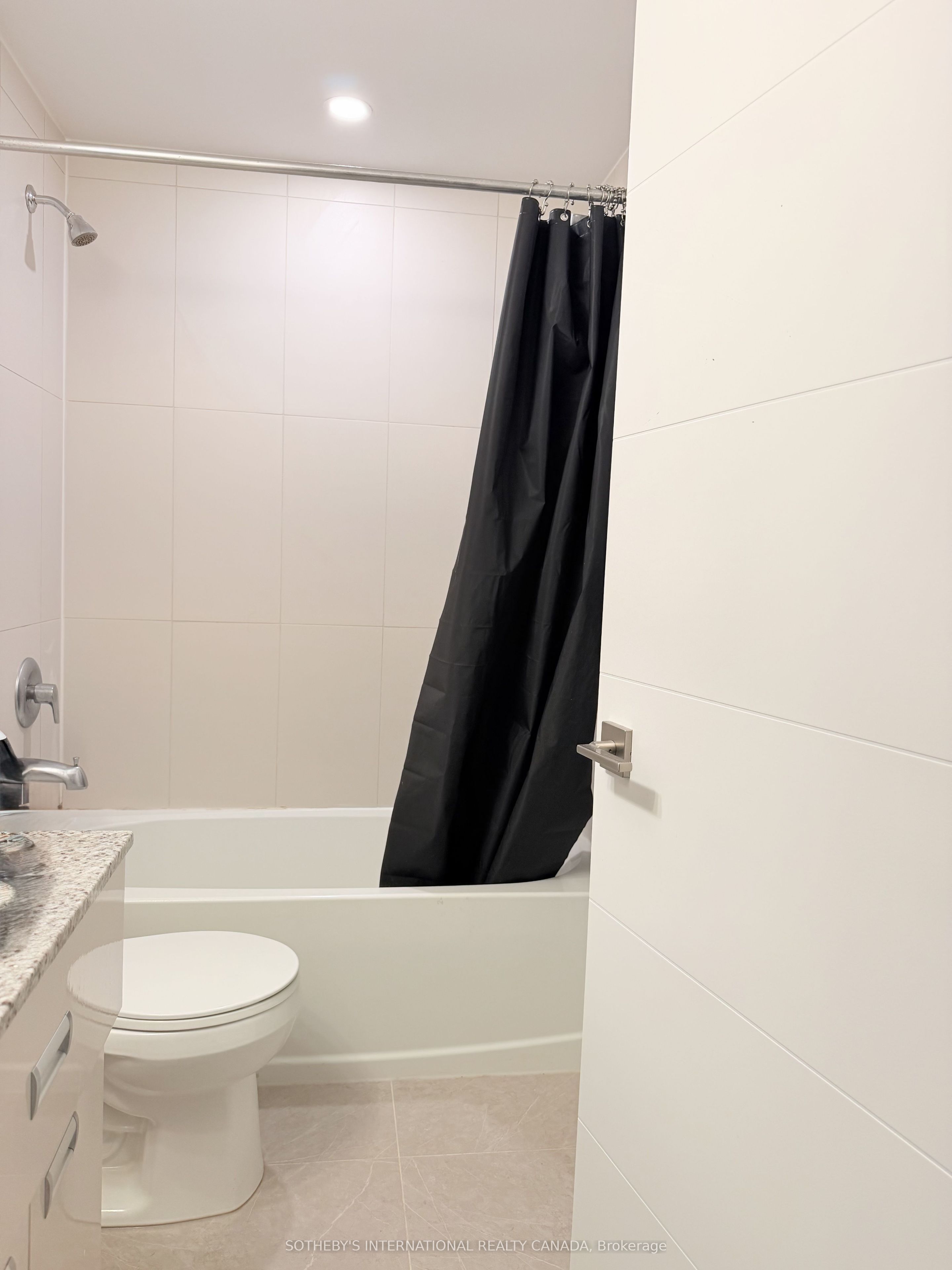 652 Princess Street 520 Property Photo 8