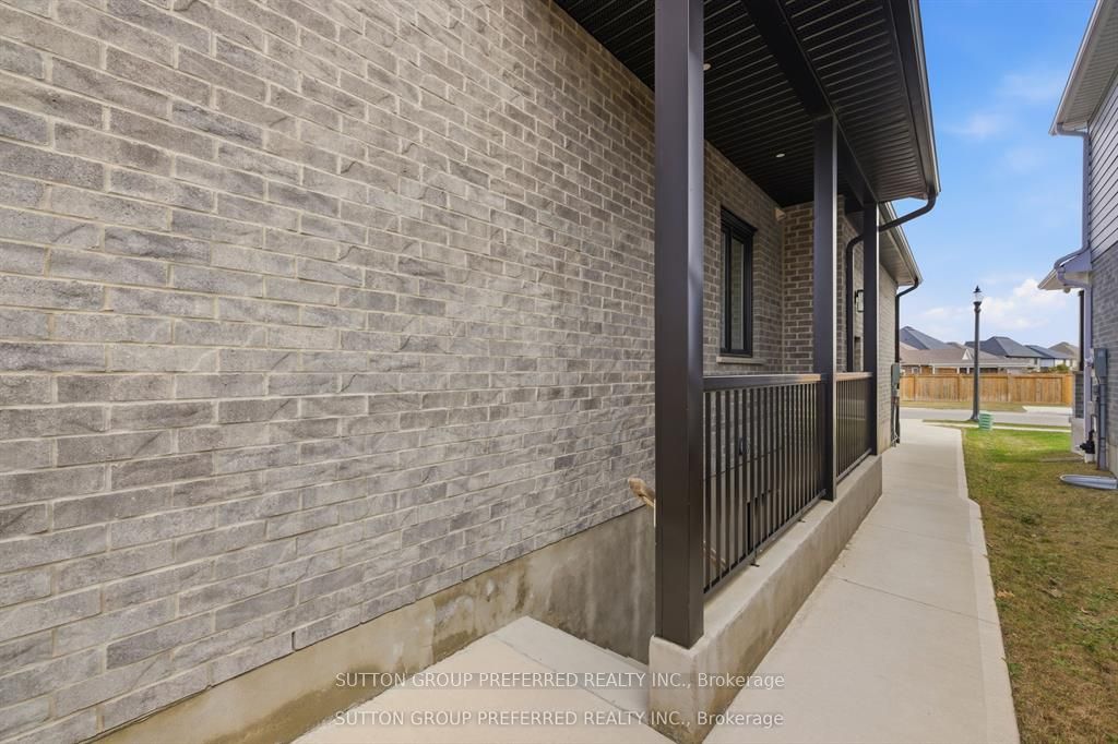 105 Harvest Lane Property Photo 42