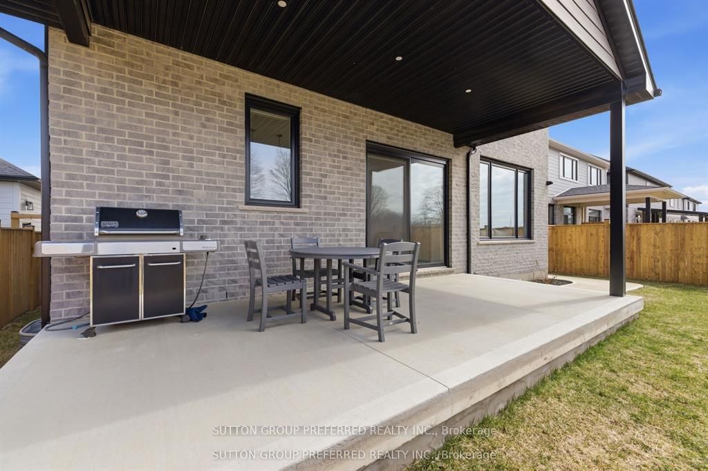 105 Harvest Lane Property Photo 44