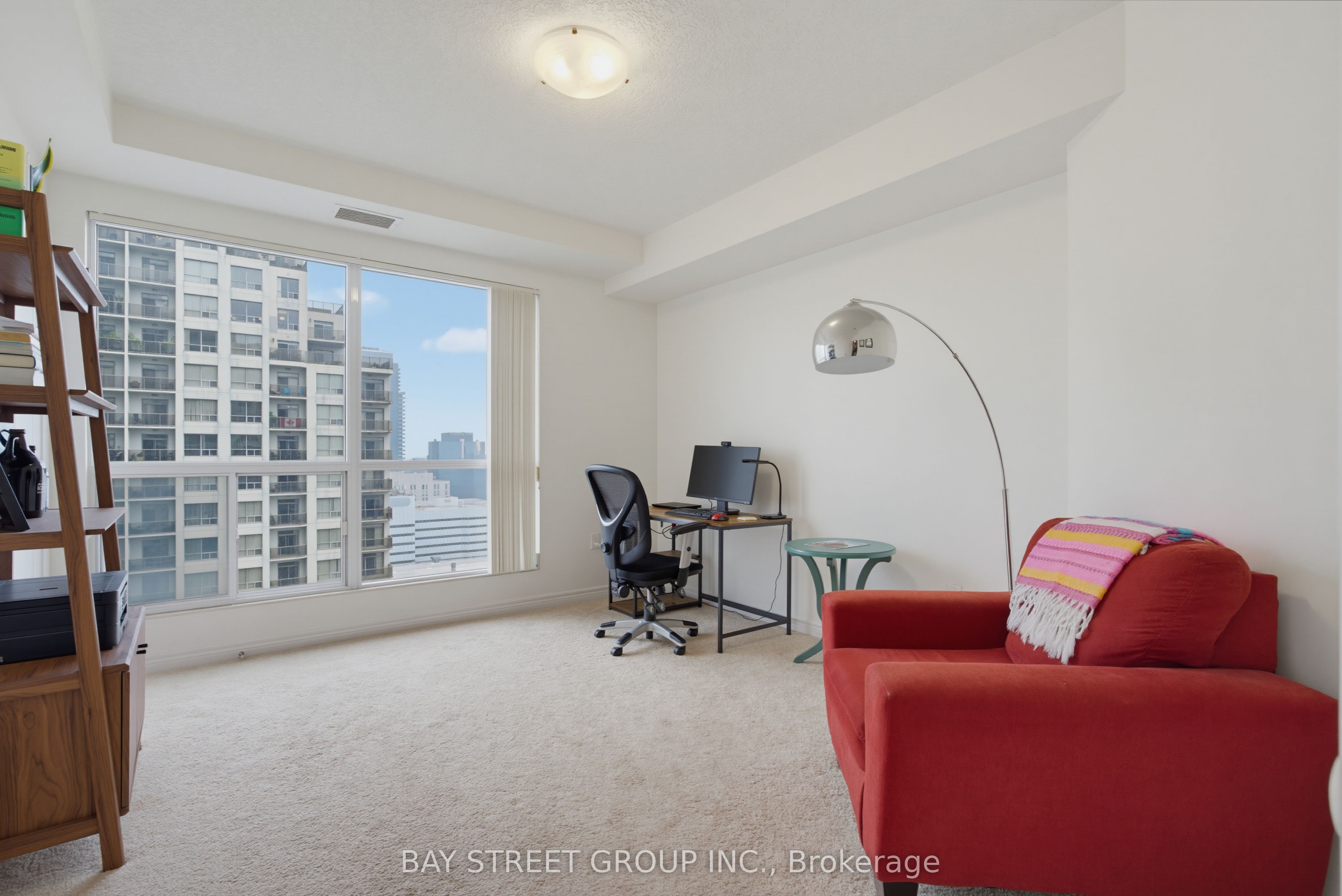 330 Ridout Street N 2202 Property Photo 22