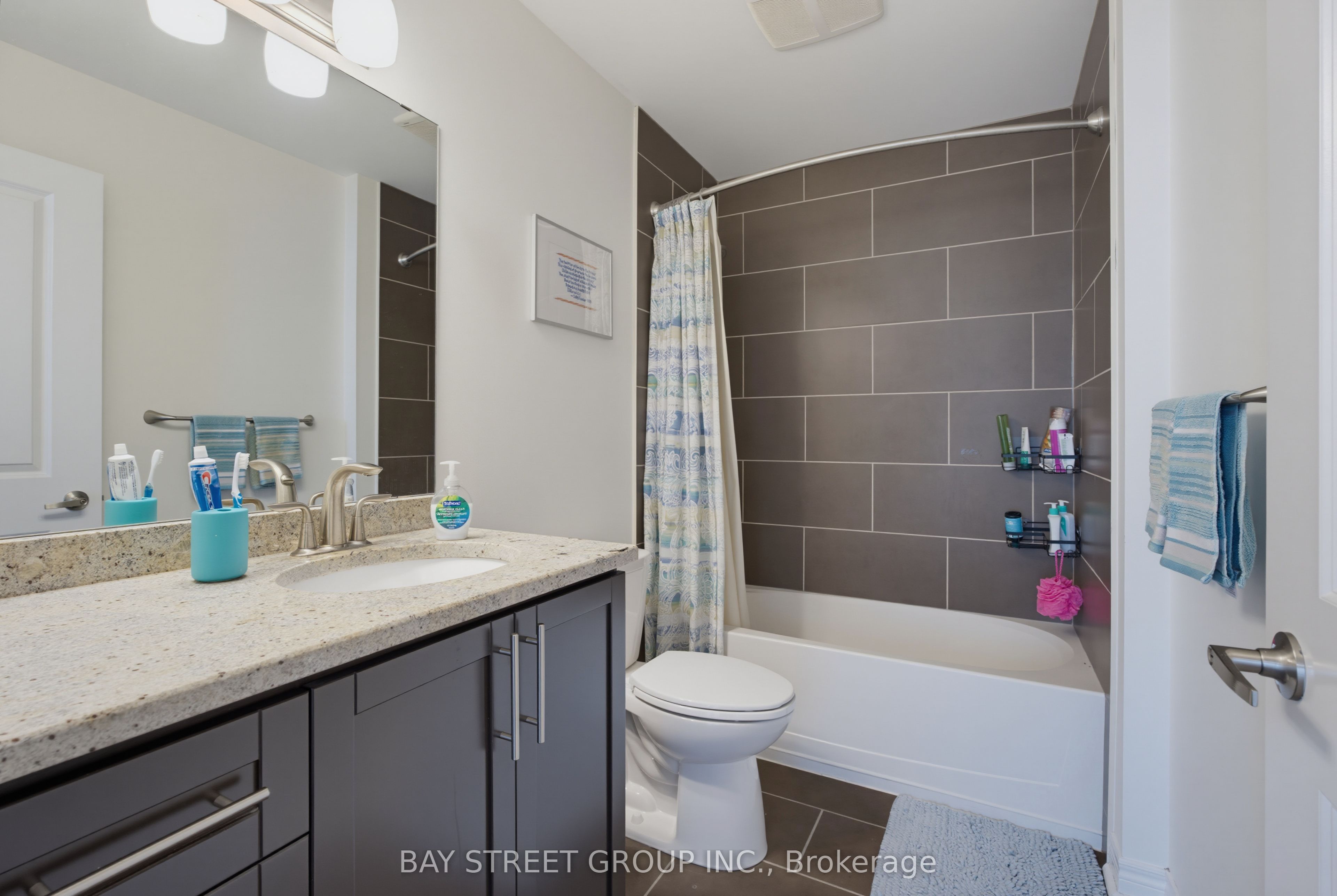 330 Ridout Street N 2202 Property Photo 24