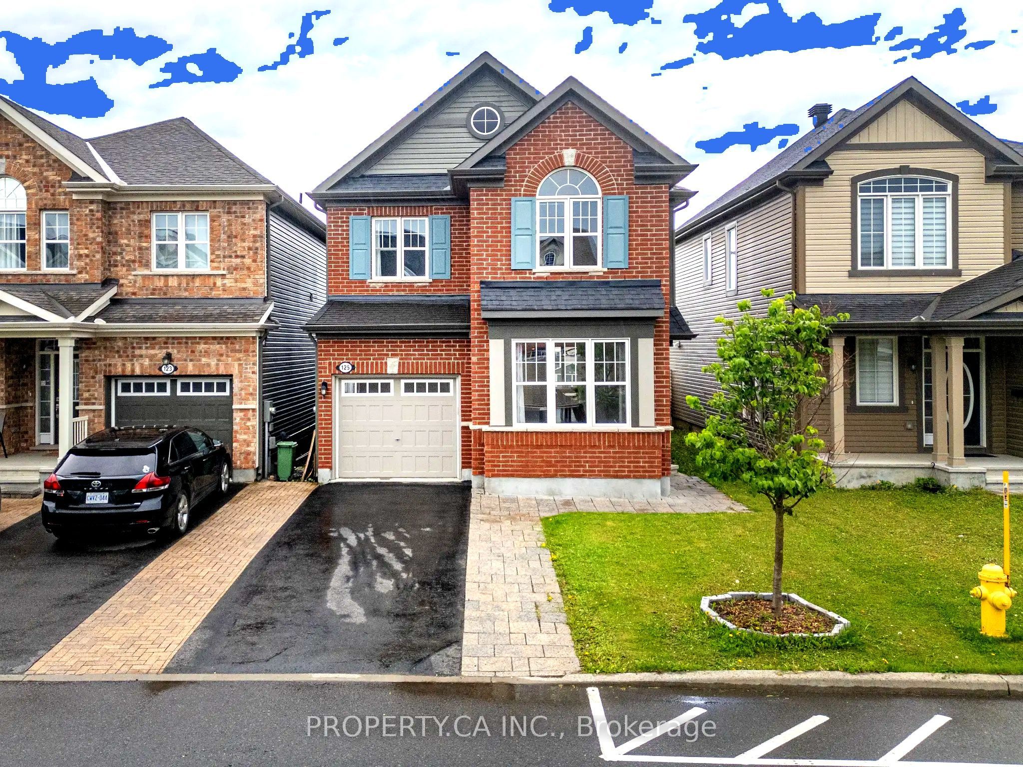 125 Sweetvalley Drive Property Photo 1