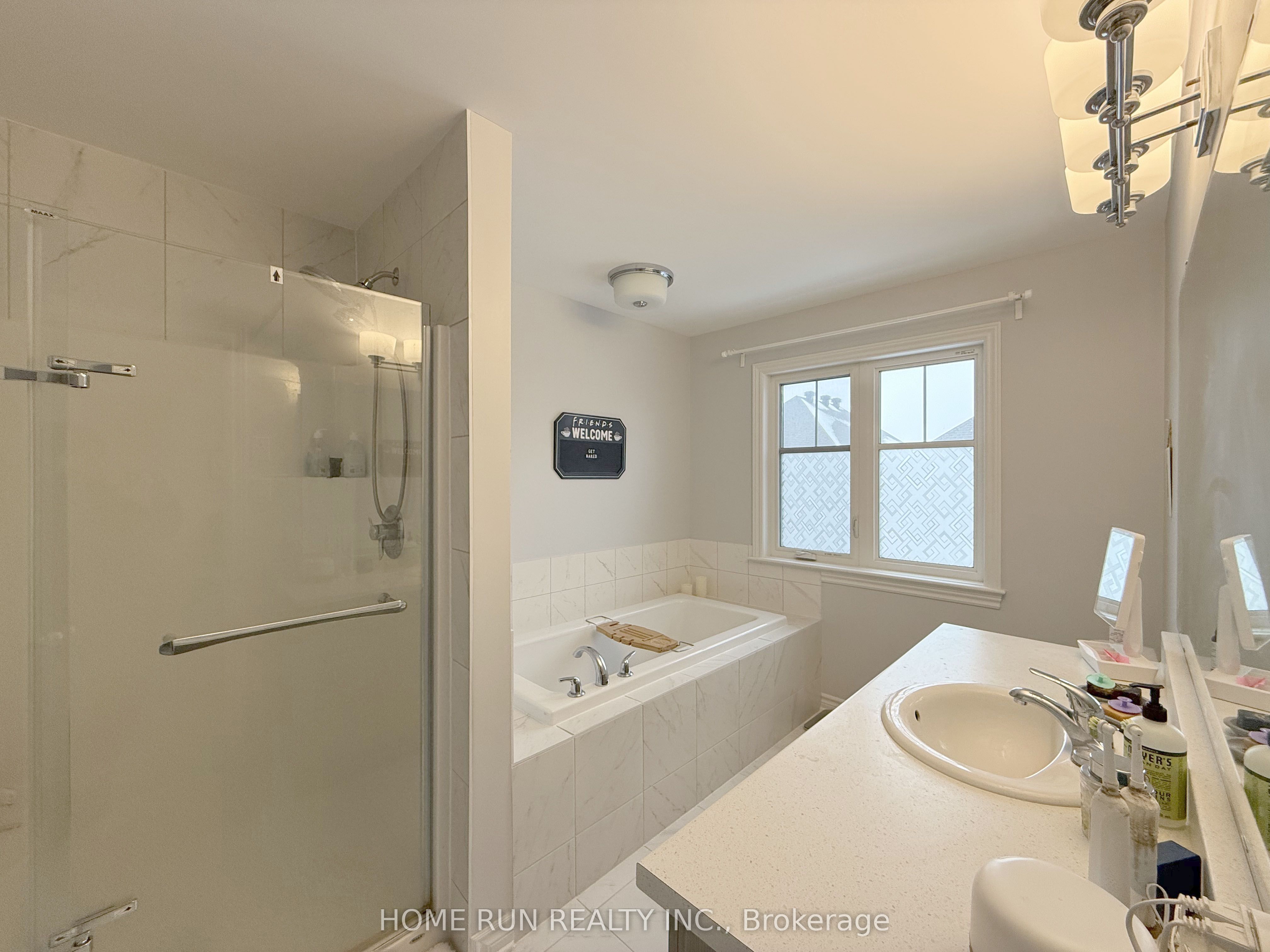 555 Jackdaw Avenue Property Photo 16