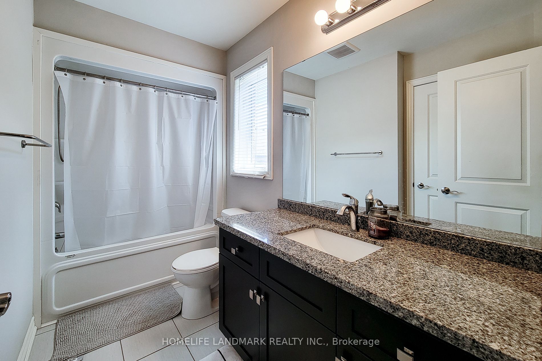 52 Sonoma Valley Crescent Property Photo 27