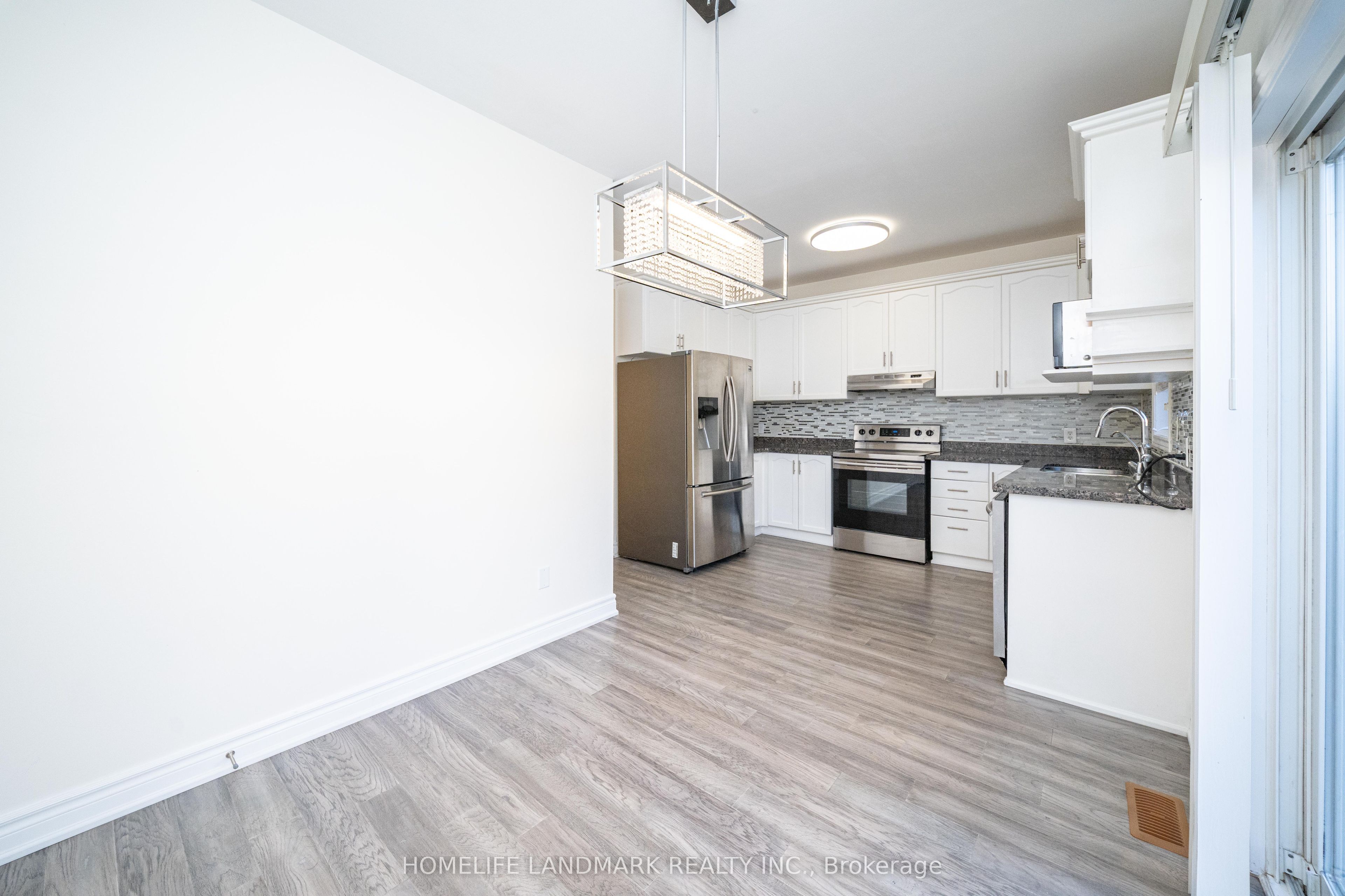 33 Titan Drive Property Photo 13