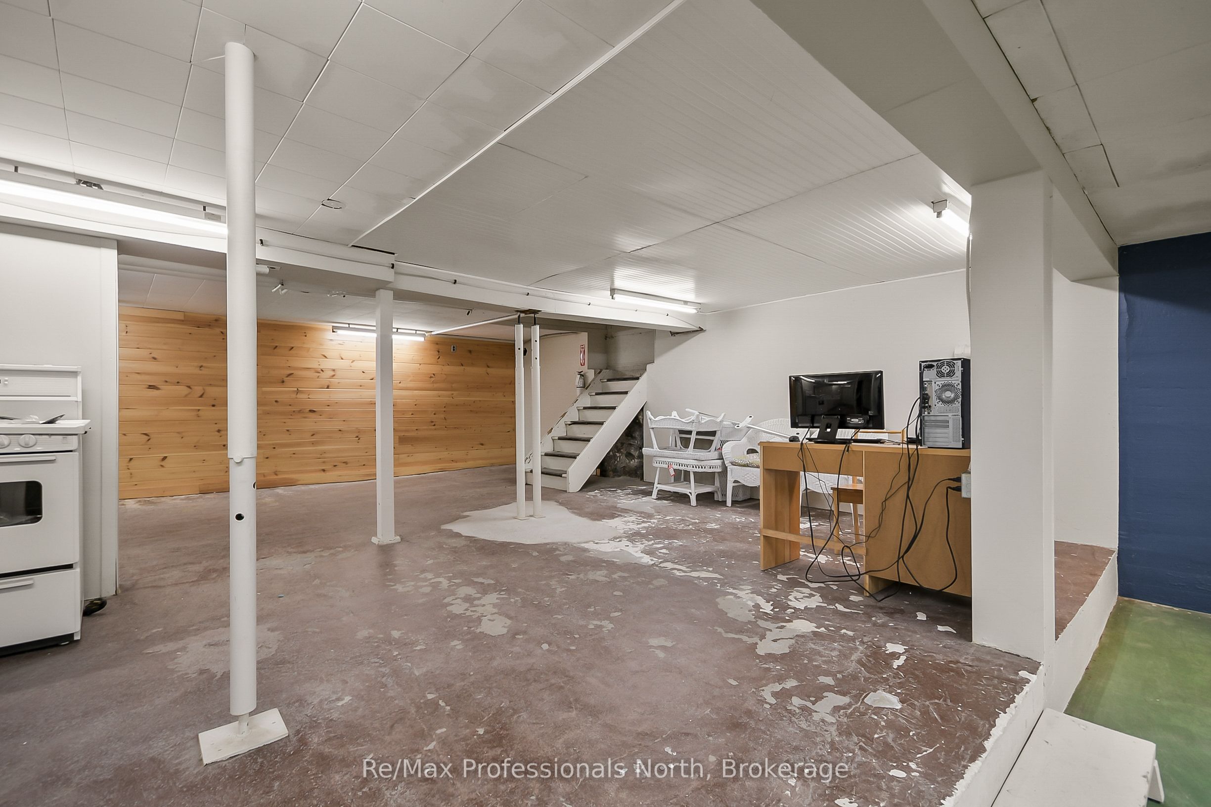 171 Muskoka Road S Property Photo 26