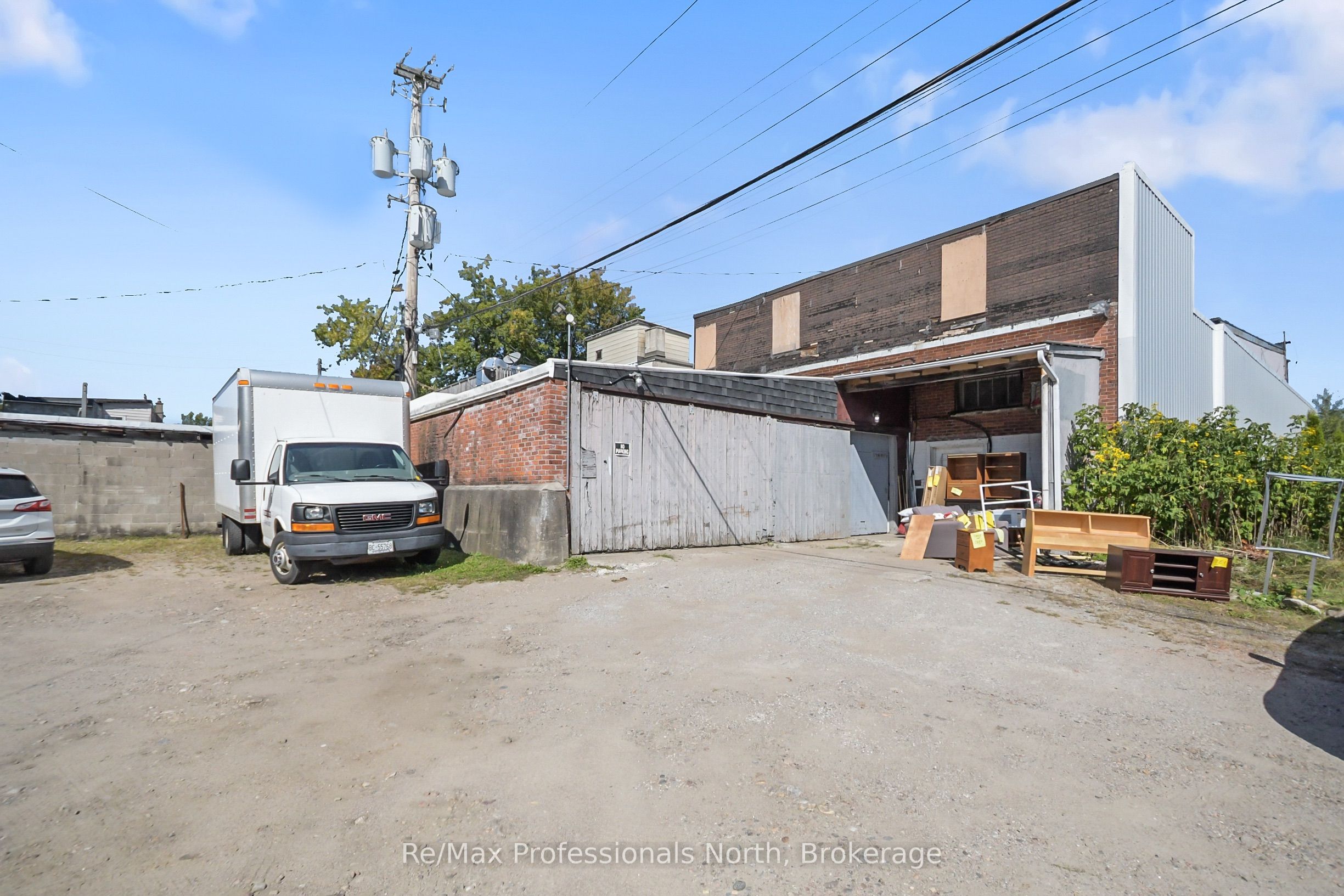 171 Muskoka Road S Property Photo 27