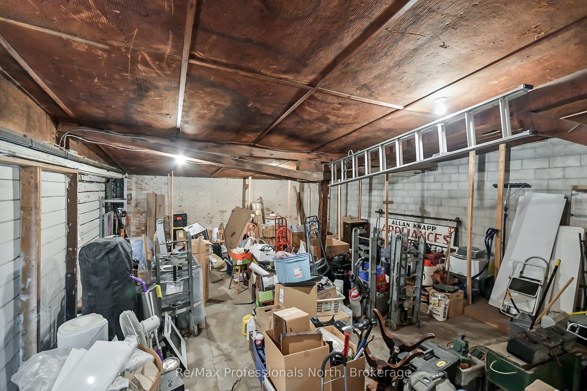 171 Muskoka Road S Property Photo 29