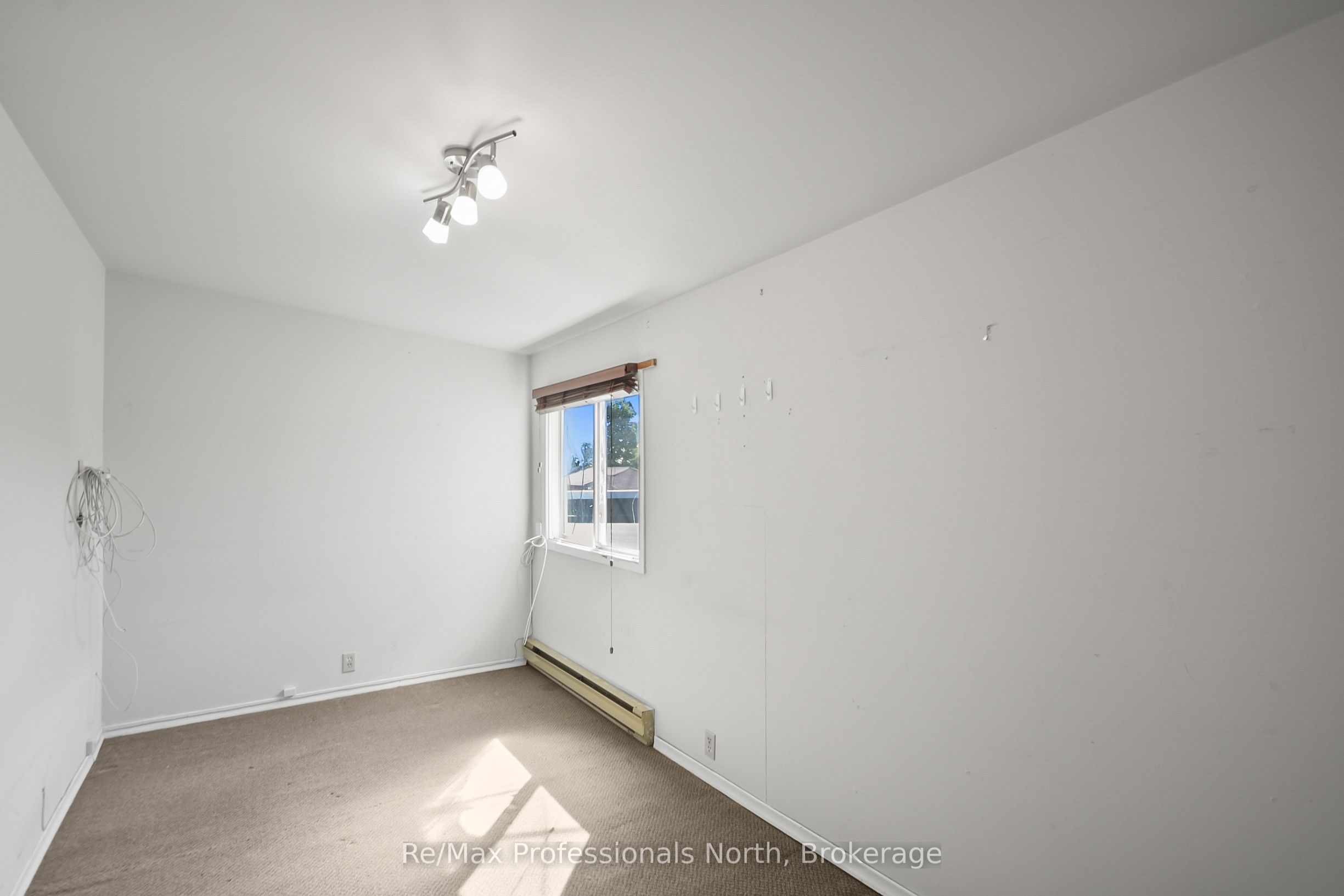 171 Muskoka Road S Property Photo 38