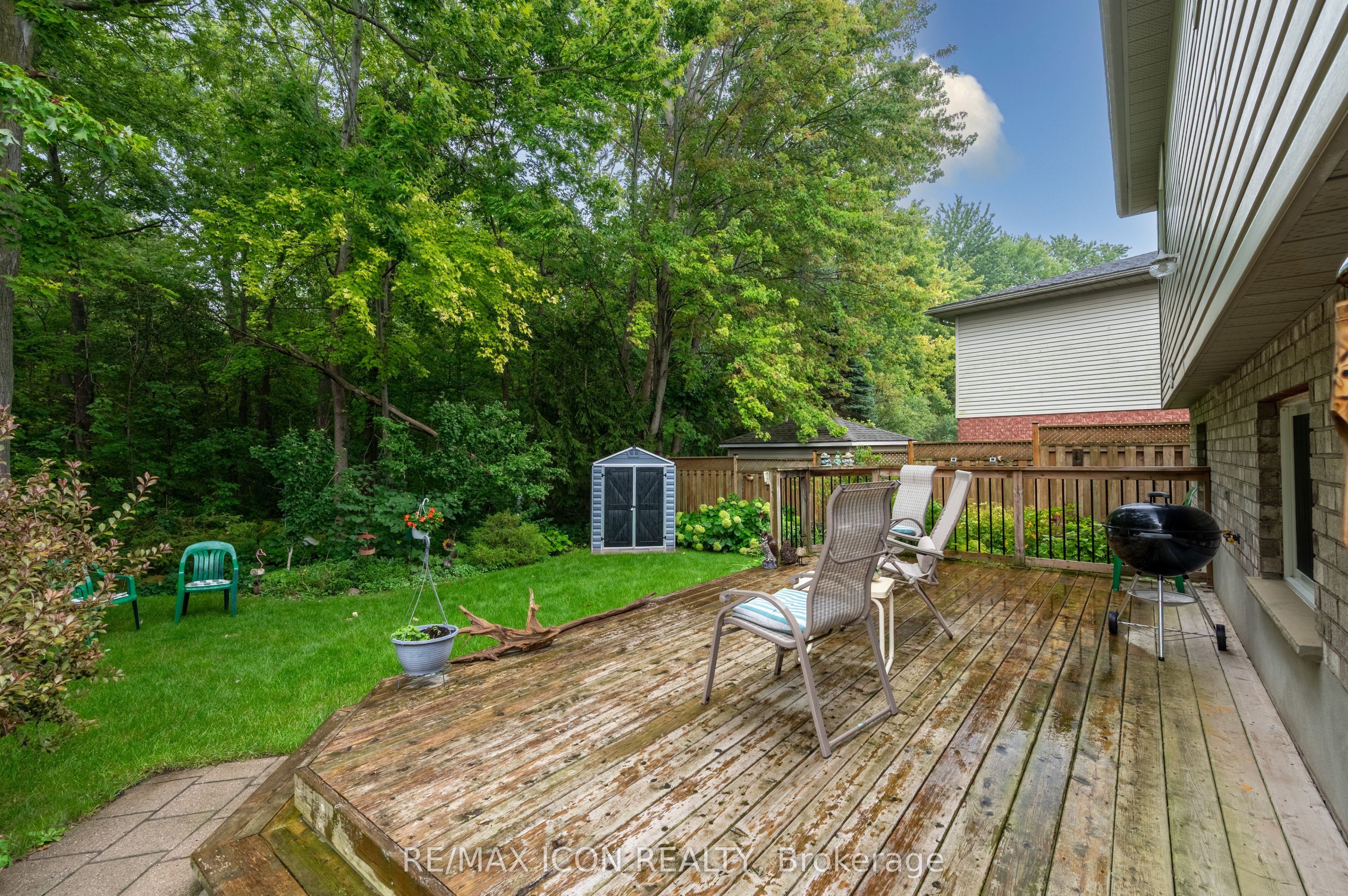 113 Bournemouth Drive Property Photo 36