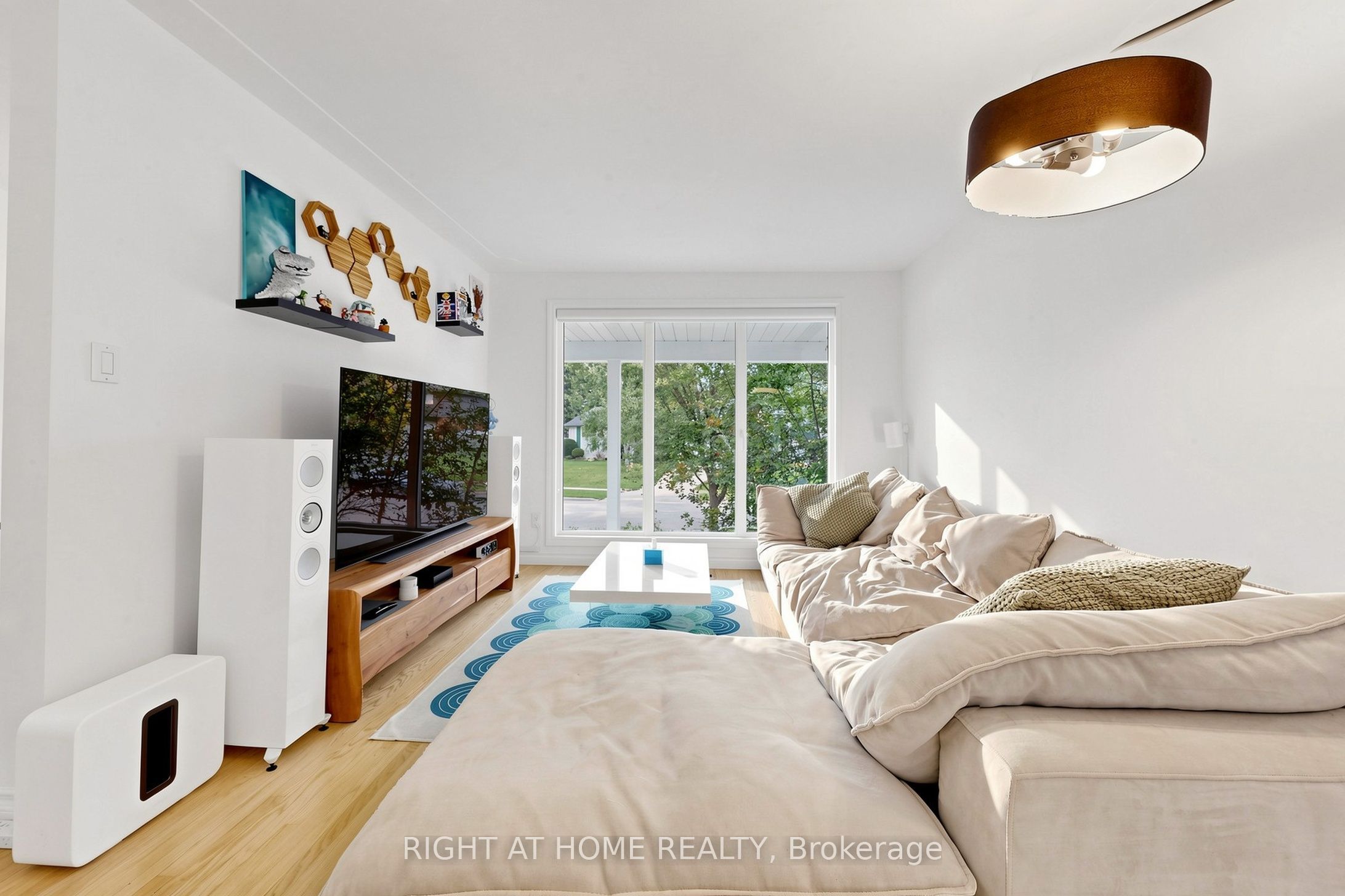159 Meaford Drive Property Photo 10