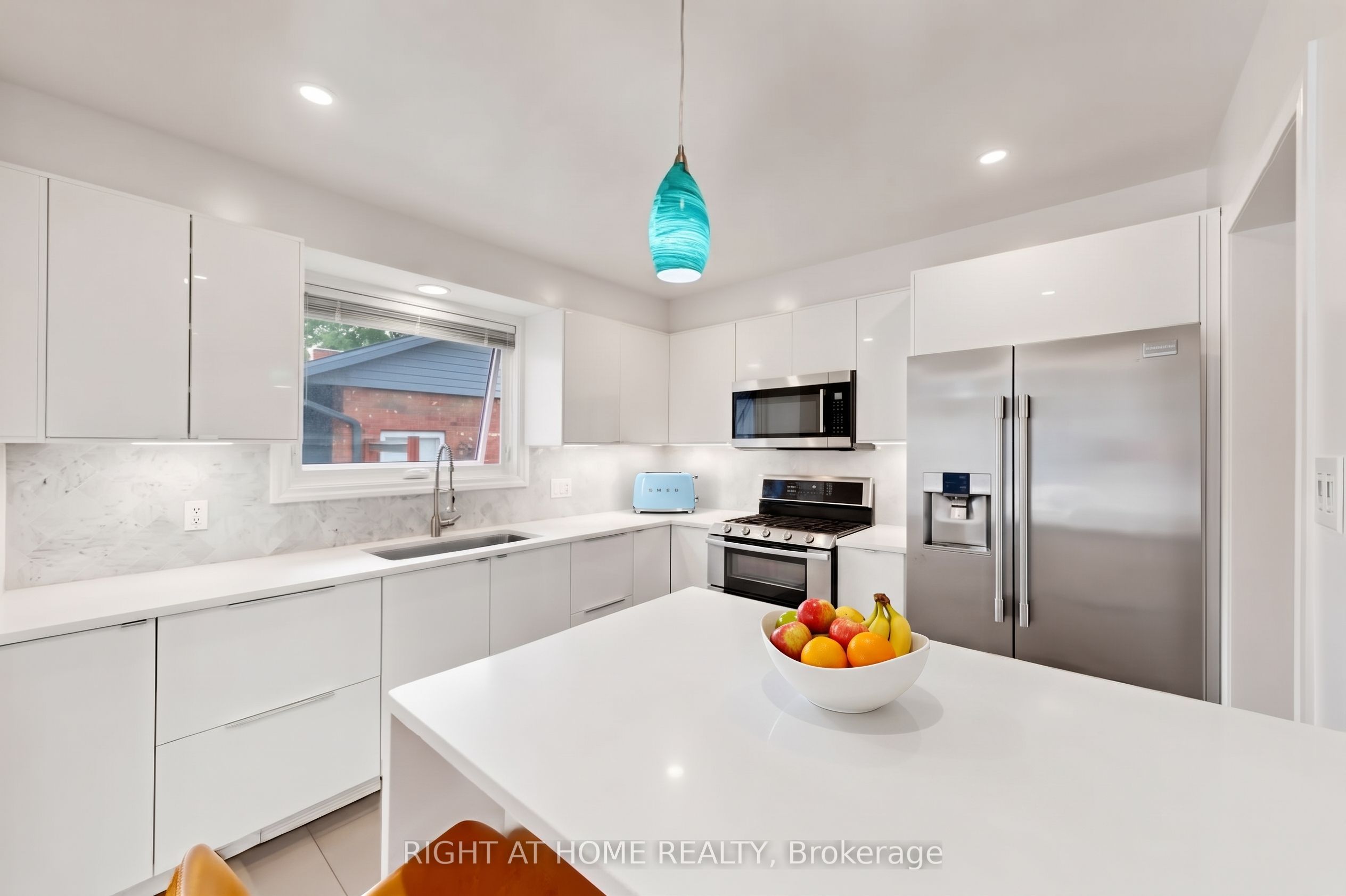 159 Meaford Drive Property Photo 16