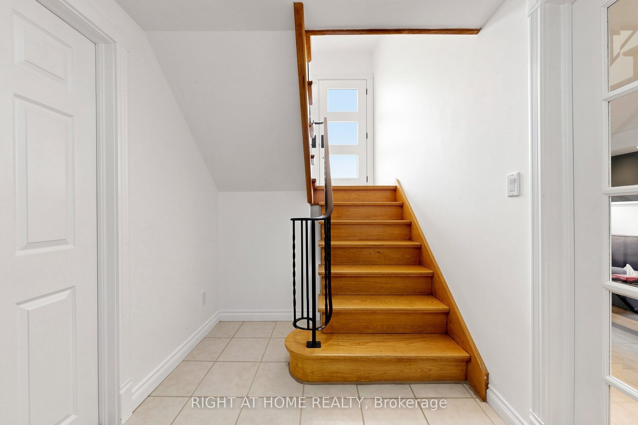 159 Meaford Drive Property Photo 27