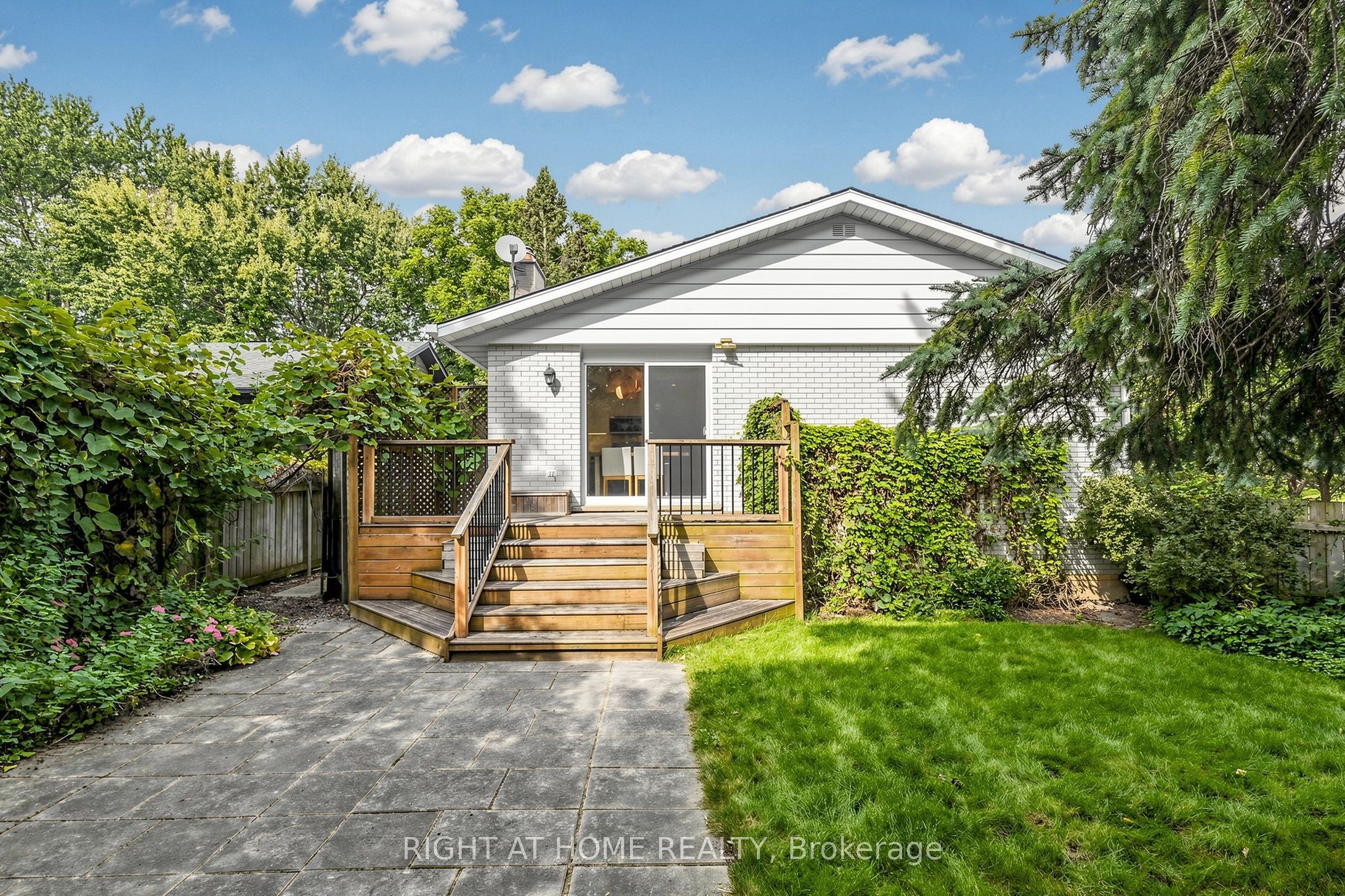 159 Meaford Drive Property Photo 41