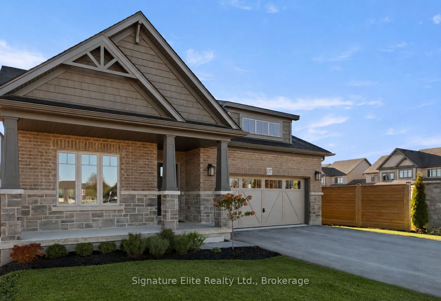 137 Devonleigh Gate Property Photo 1