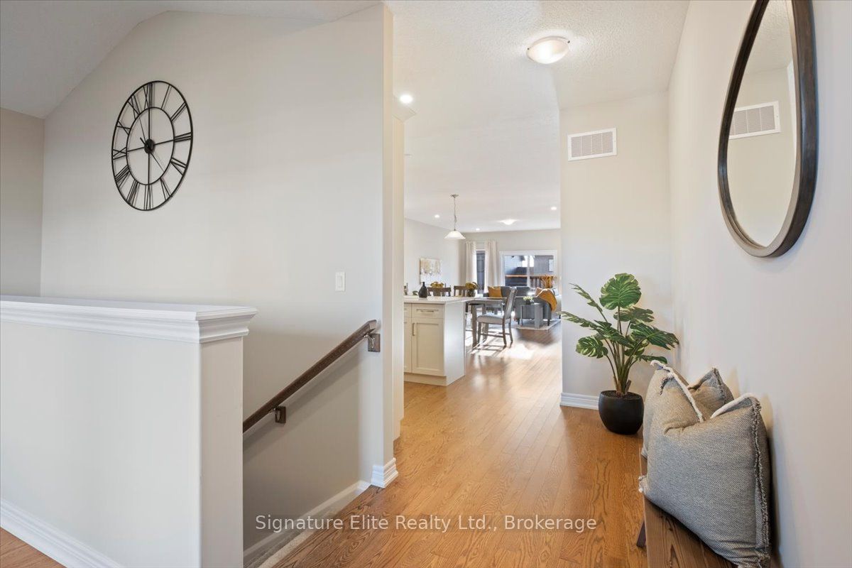 137 Devonleigh Gate Property Photo 13