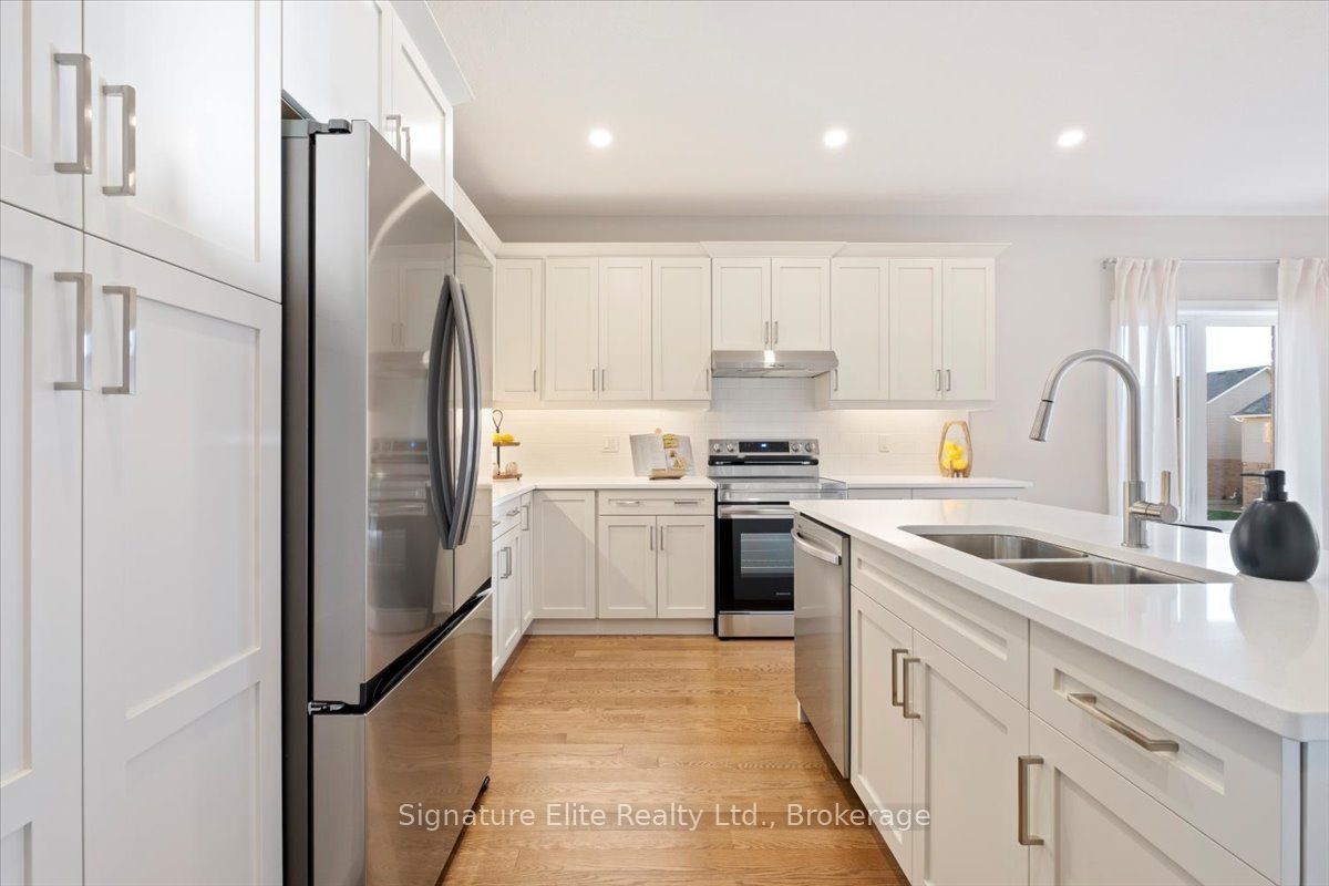 137 Devonleigh Gate Property Photo 16