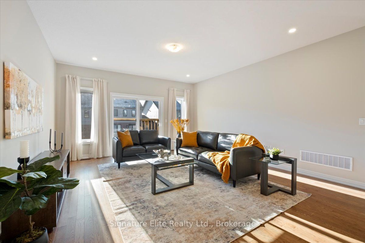 137 Devonleigh Gate Property Photo 22