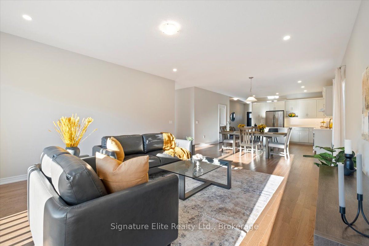 137 Devonleigh Gate Property Photo 25