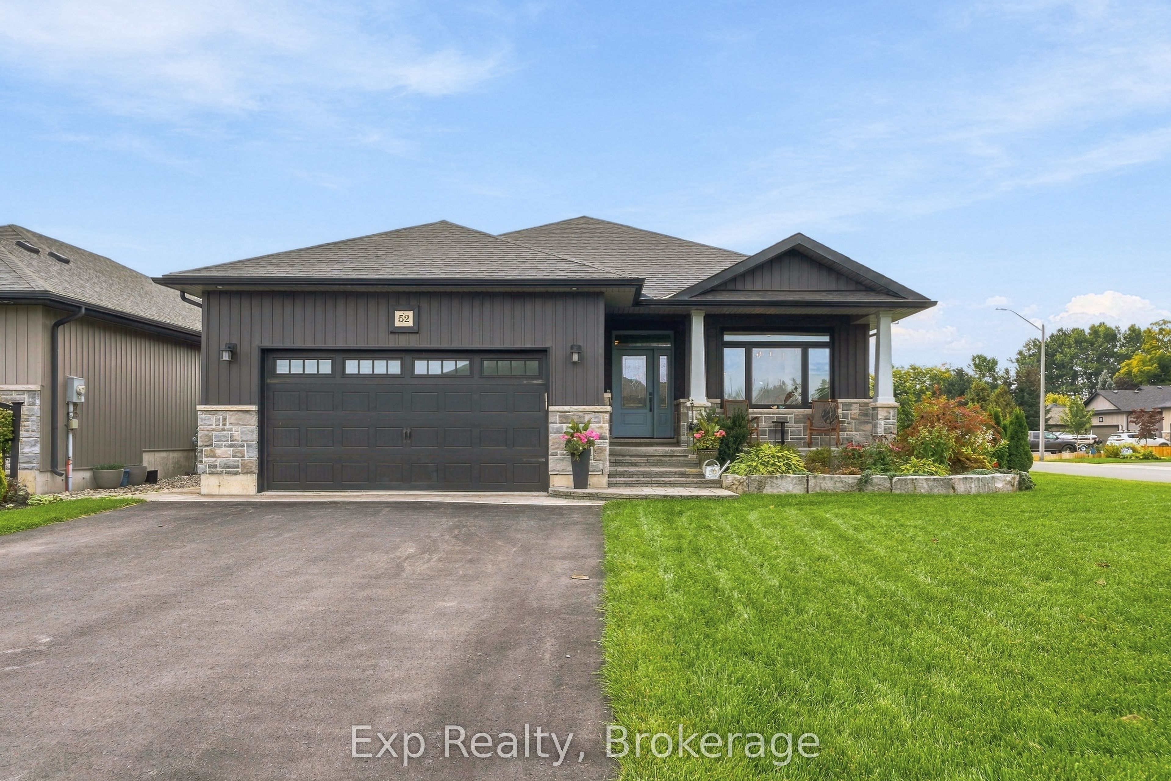 52 Gavin Crescent Property Photo 2