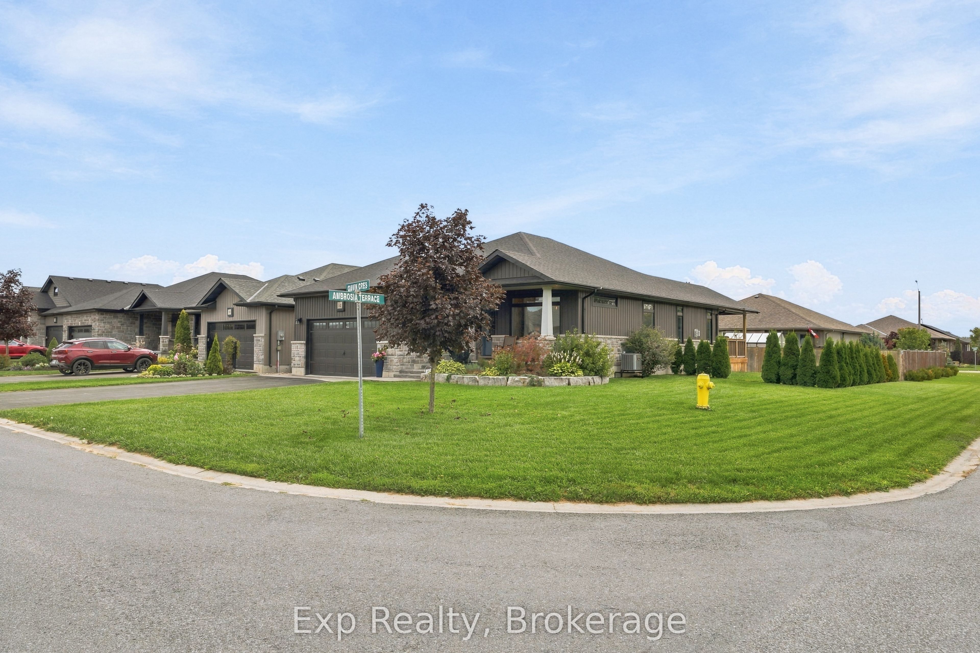 52 Gavin Crescent Property Photo 3