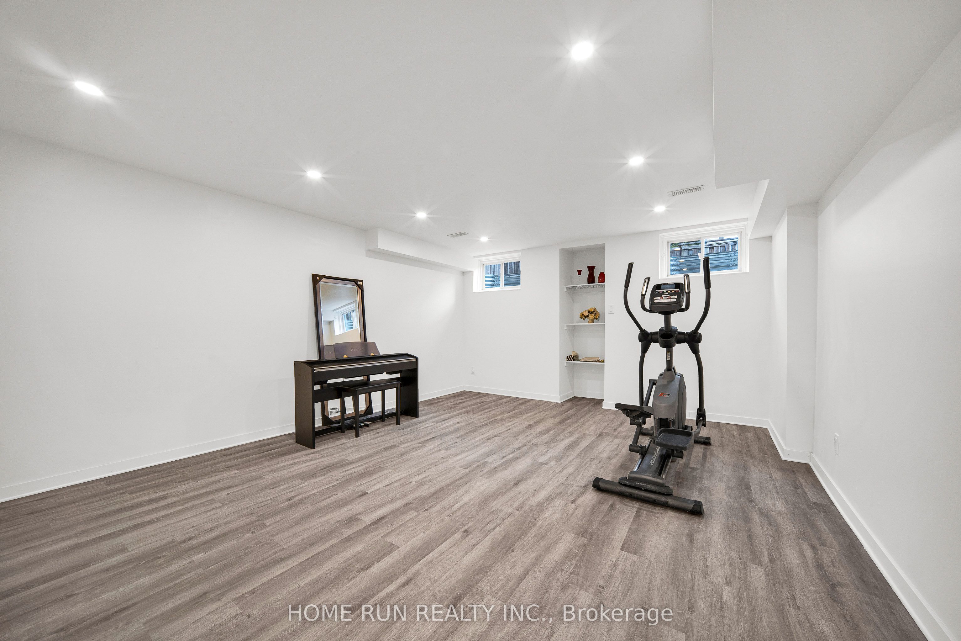 106 Portrush Avenue Property Photo 34