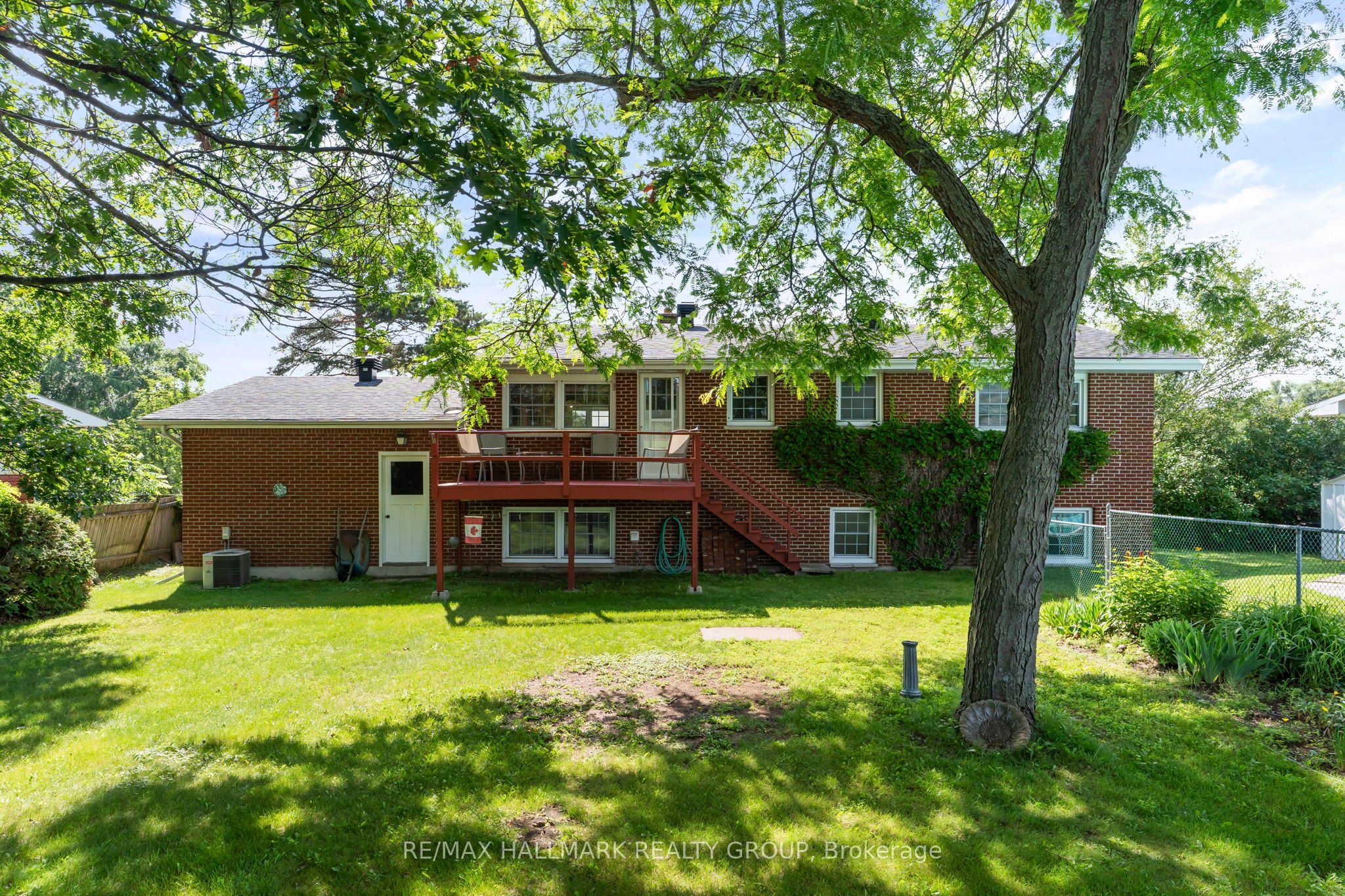 22 St Lawrence Court Property Photo 43