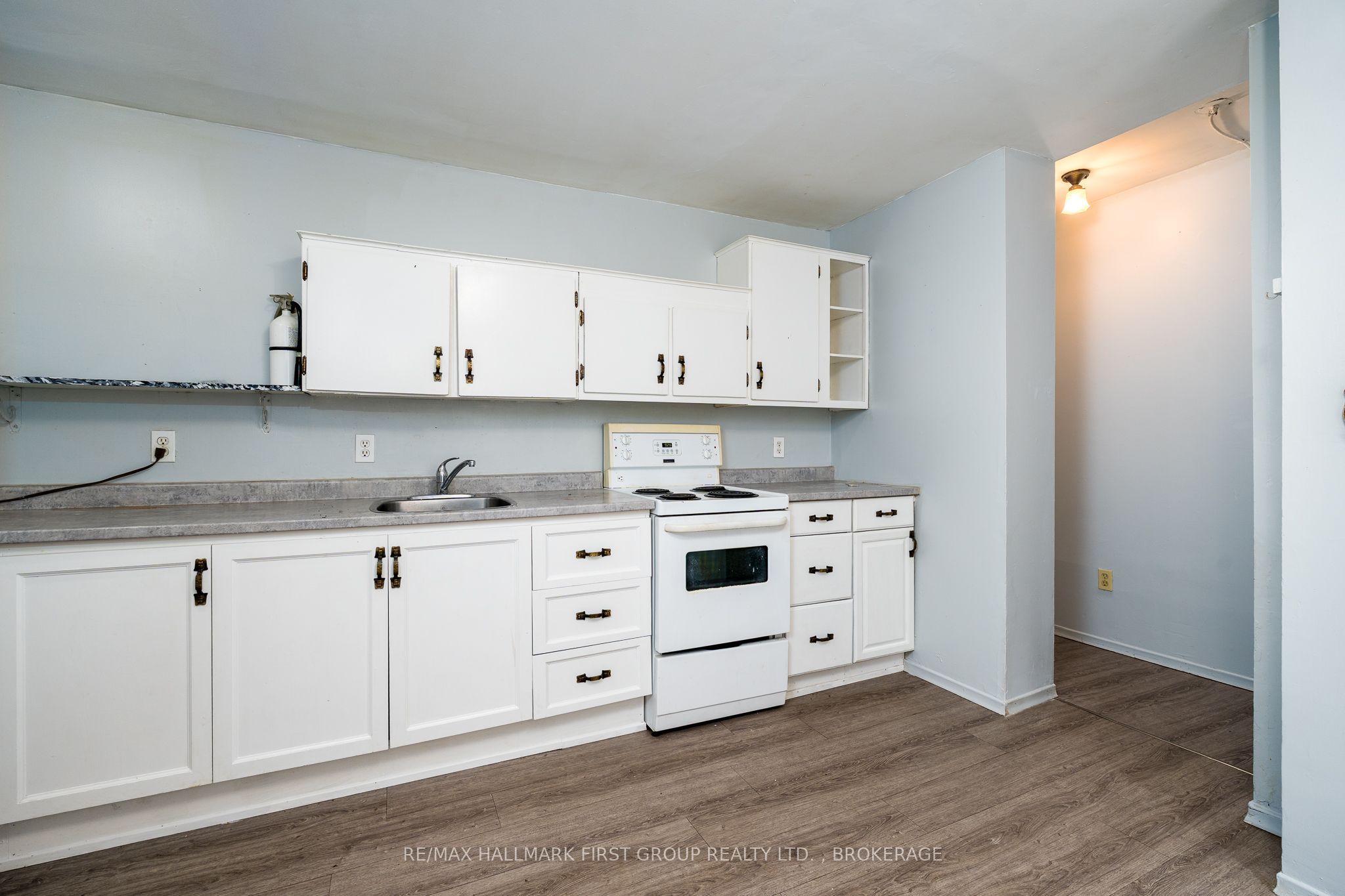49/51 Bridge Street W Property Photo 12