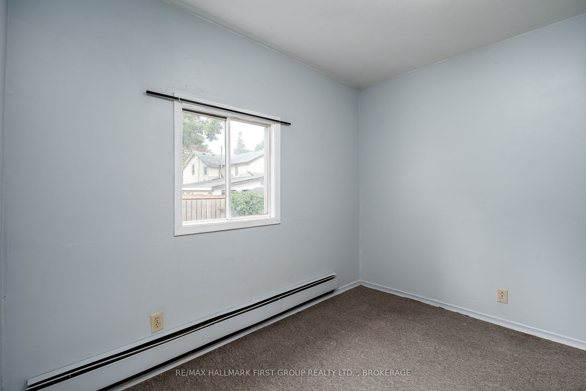 49/51 Bridge Street W Property Photo 14