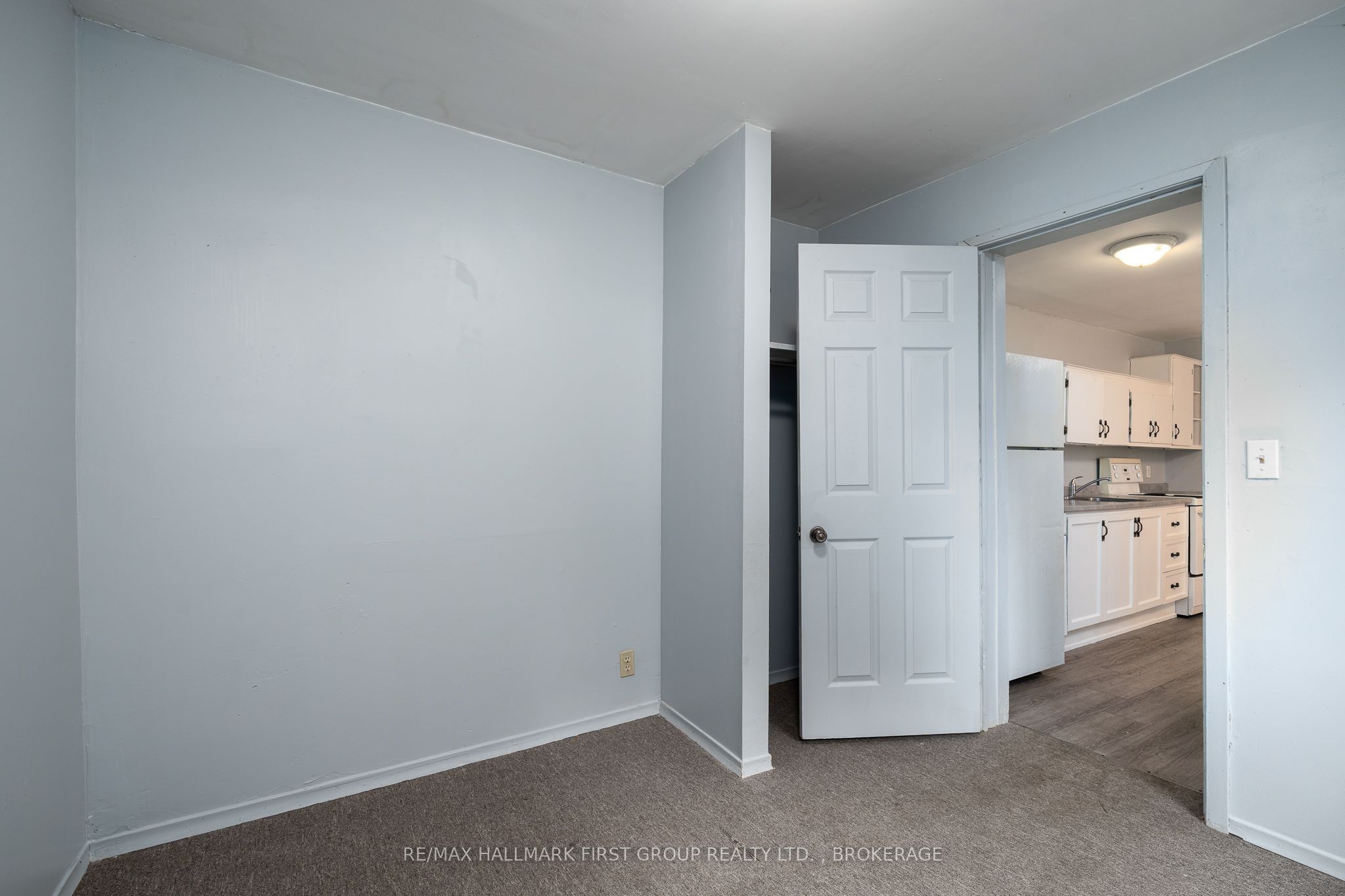 49/51 Bridge Street W Property Photo 15
