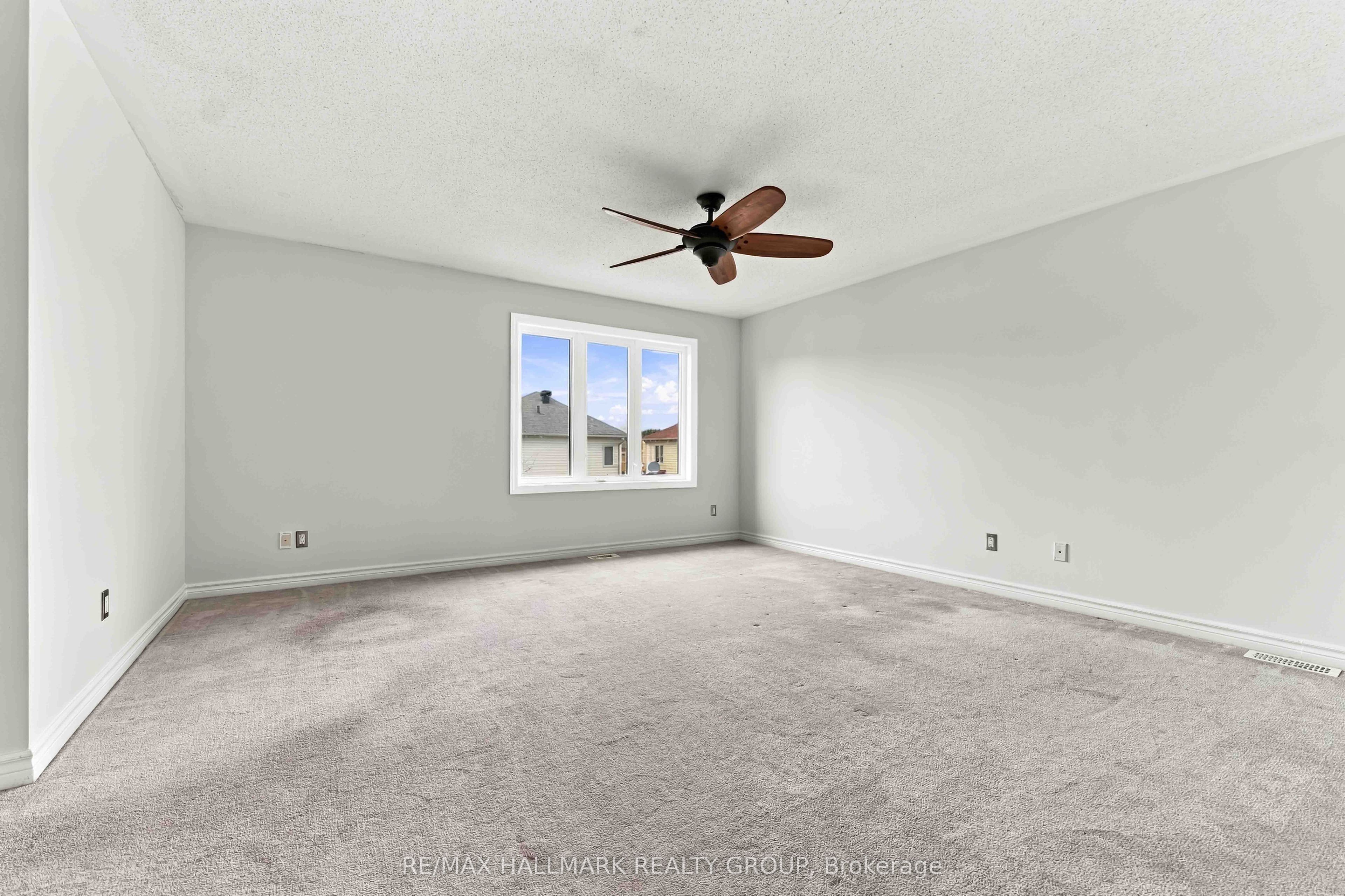 486 Paul Metivier Drive Property Photo 22