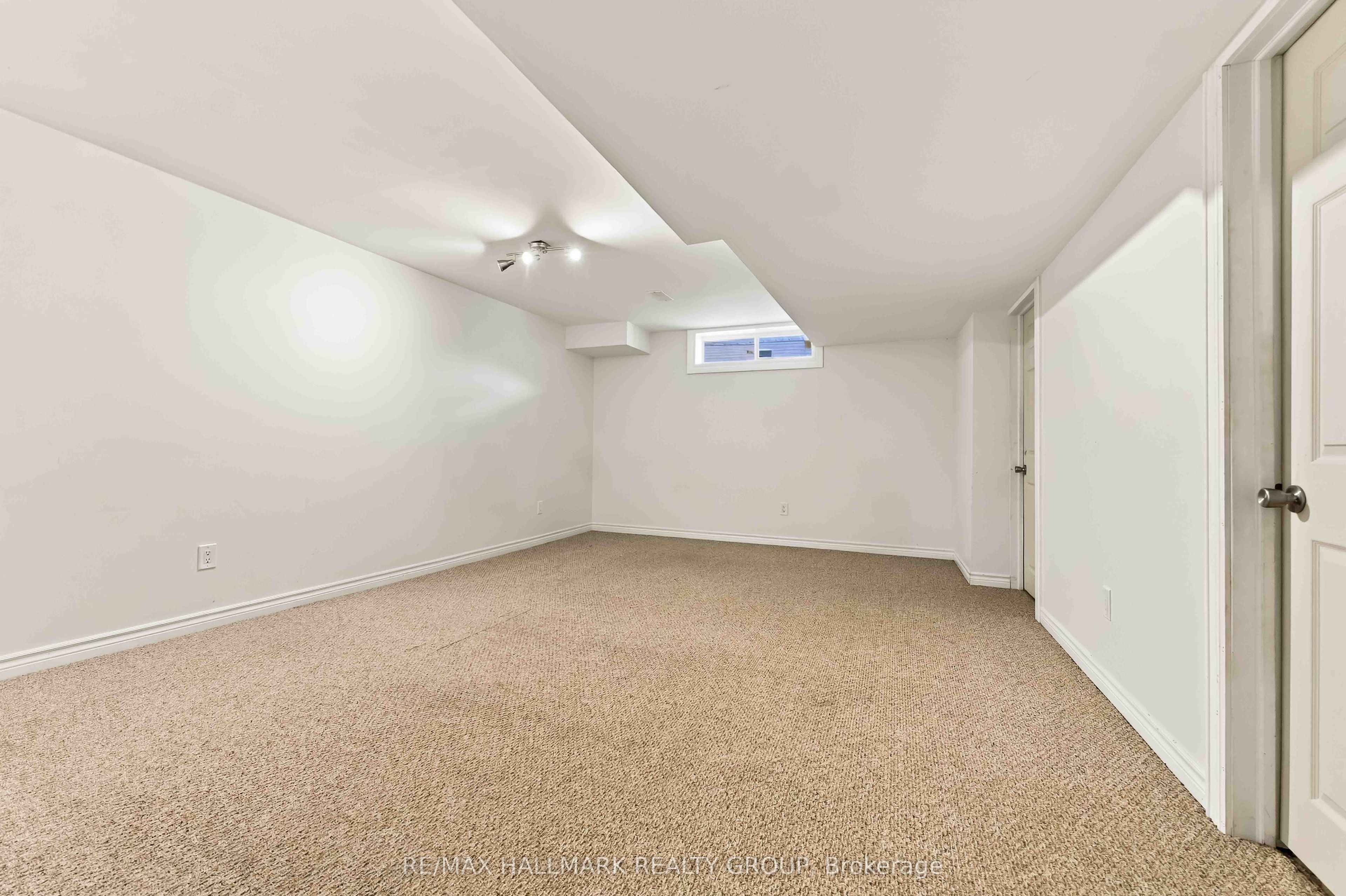 486 Paul Metivier Drive Property Photo 36
