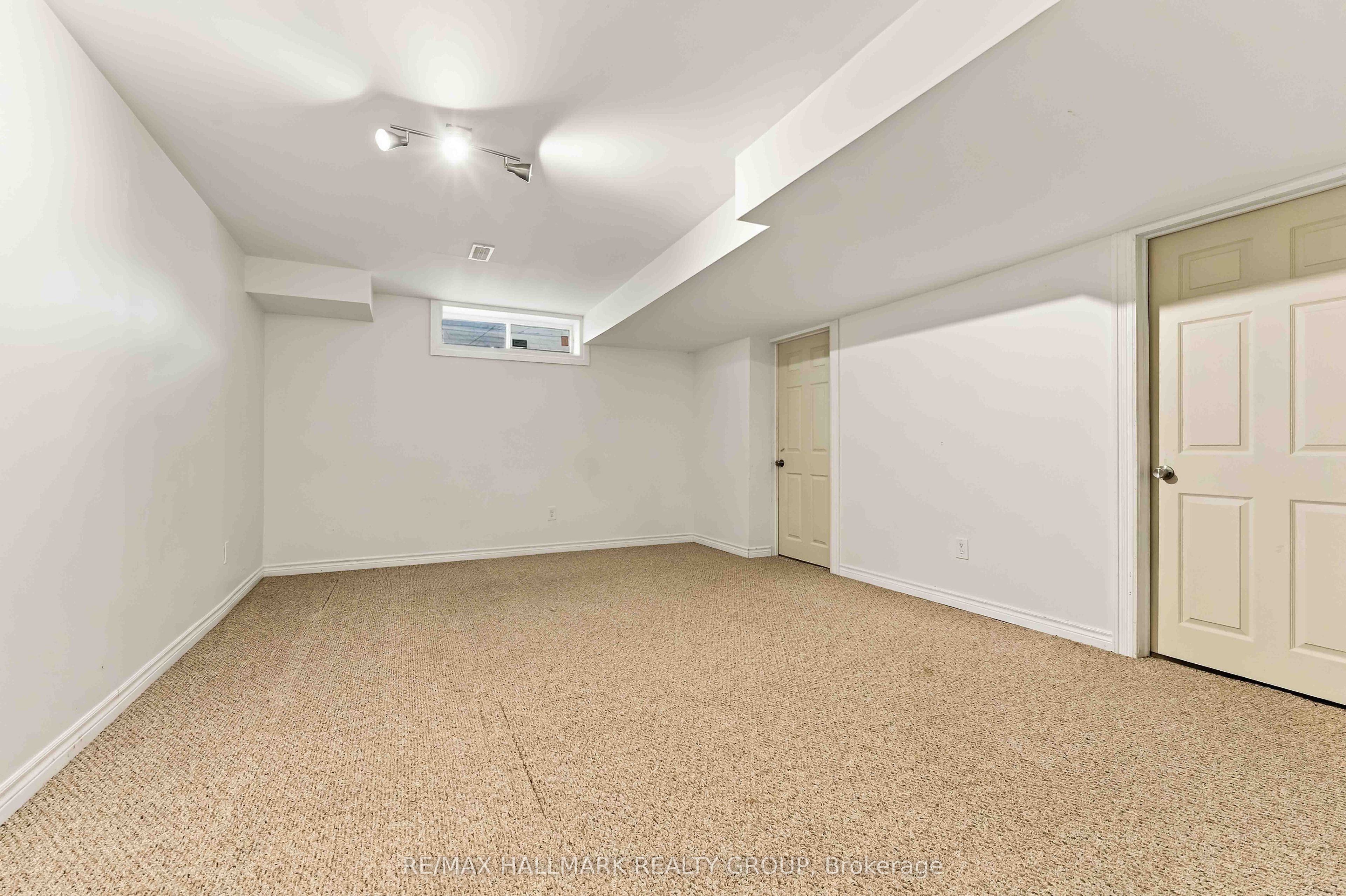 486 Paul Metivier Drive Property Photo 37