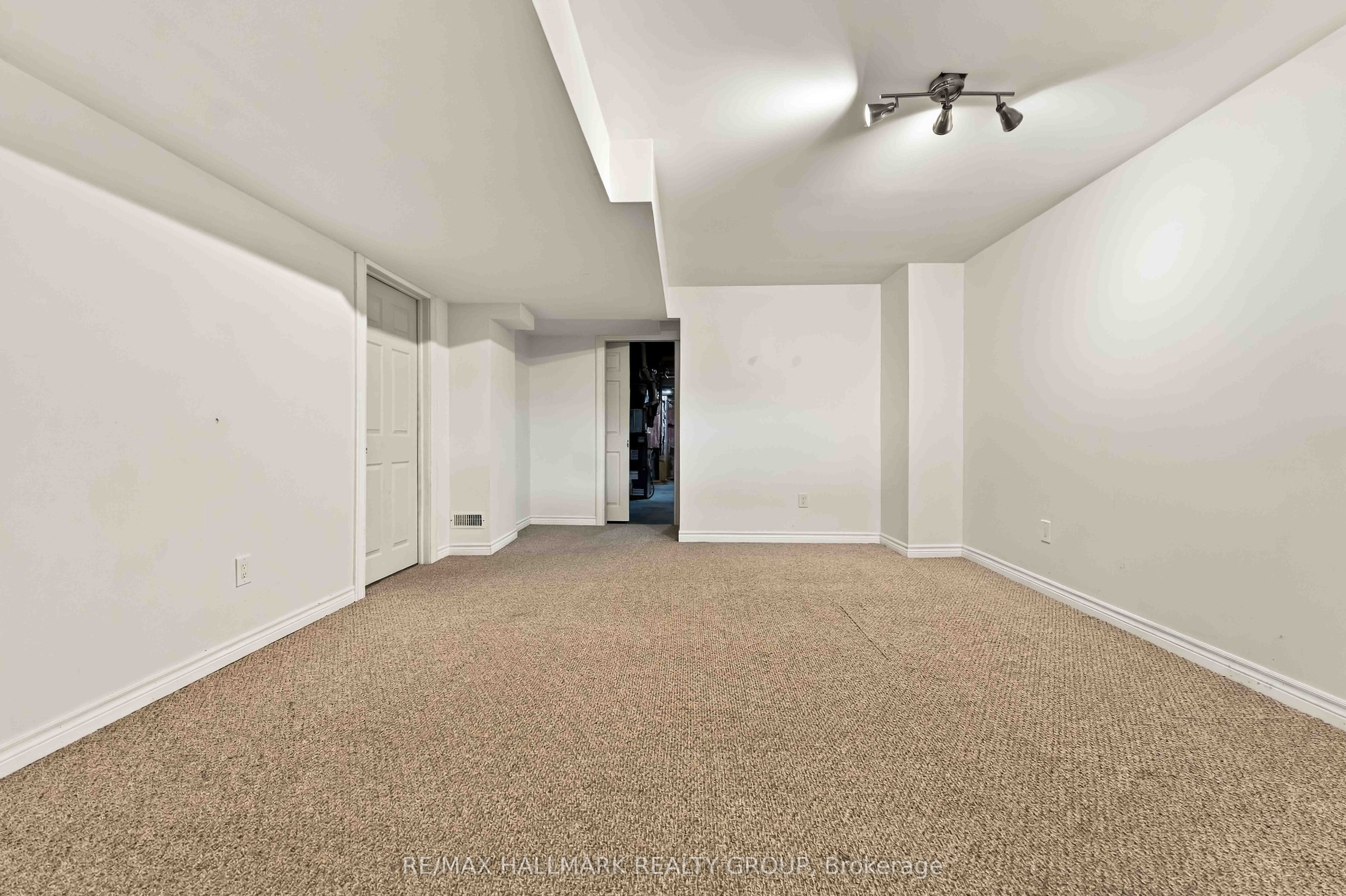 486 Paul Metivier Drive Property Photo 39