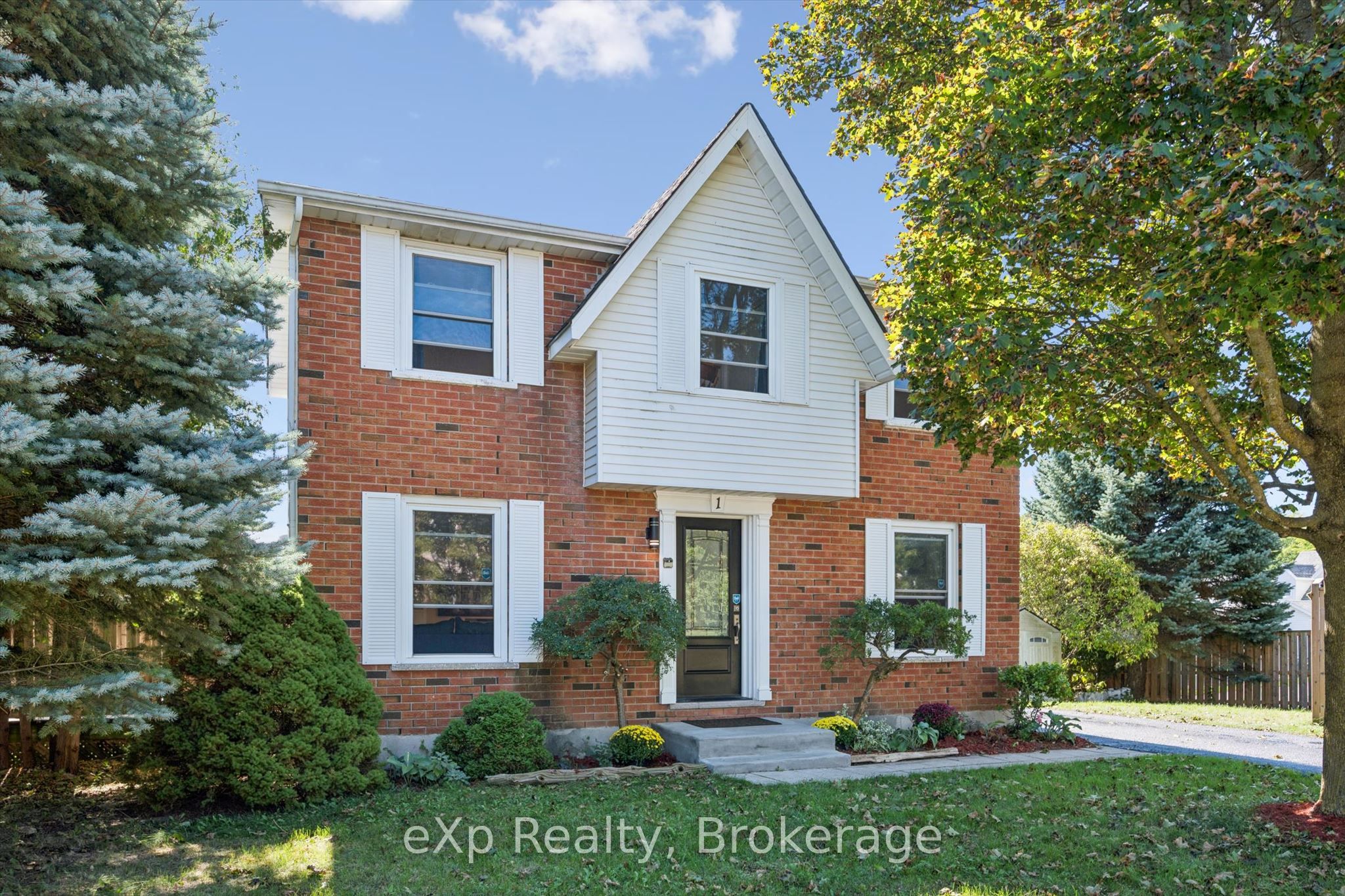 1 Chesterton Lane Property Photo 1