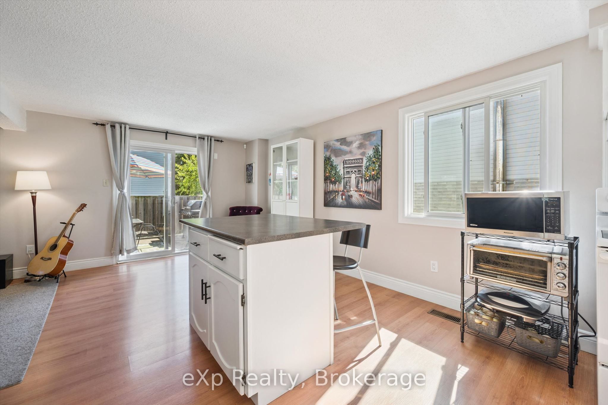 1 Chesterton Lane Property Photo 14