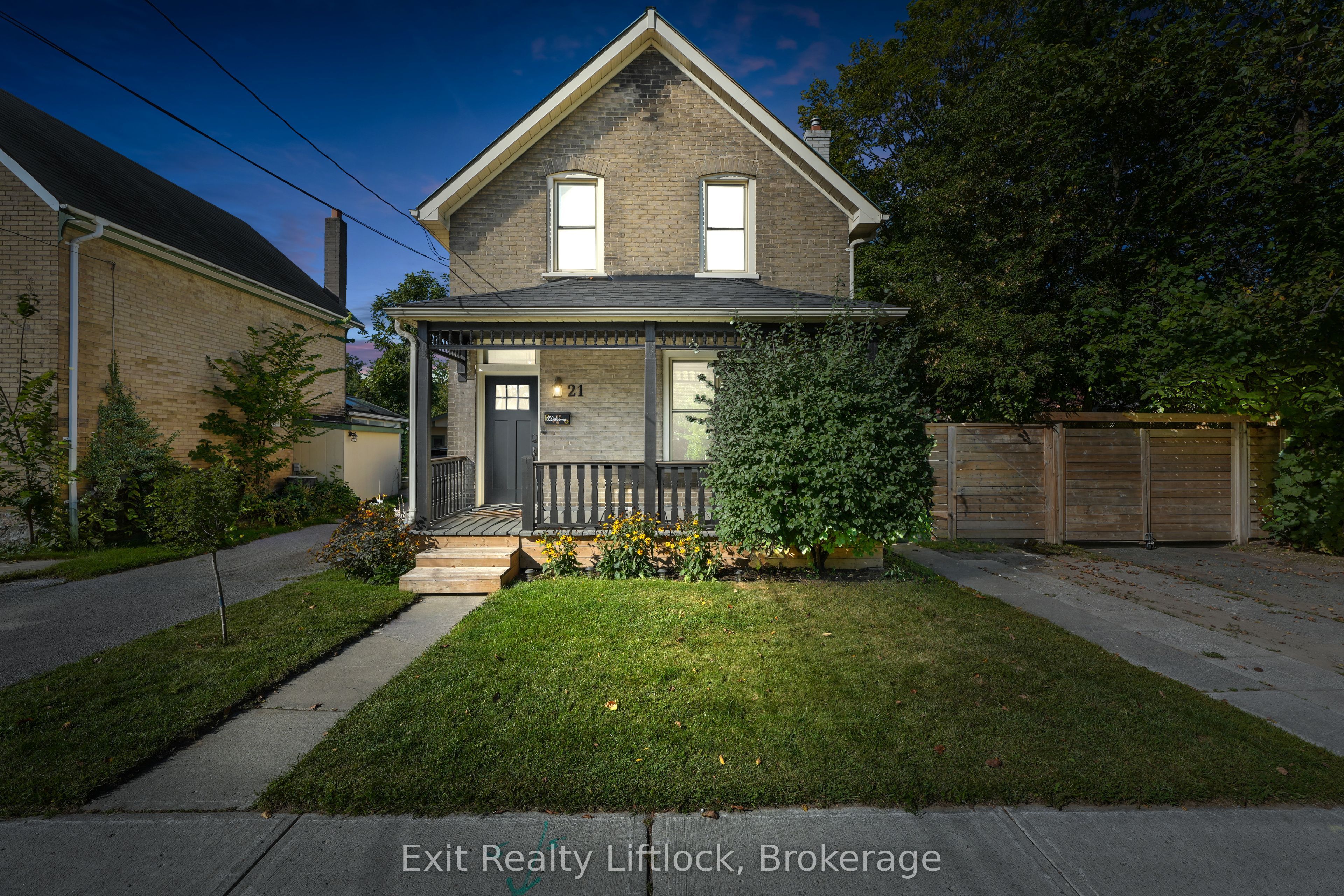 21 Aylmer Street S Property Photo 1