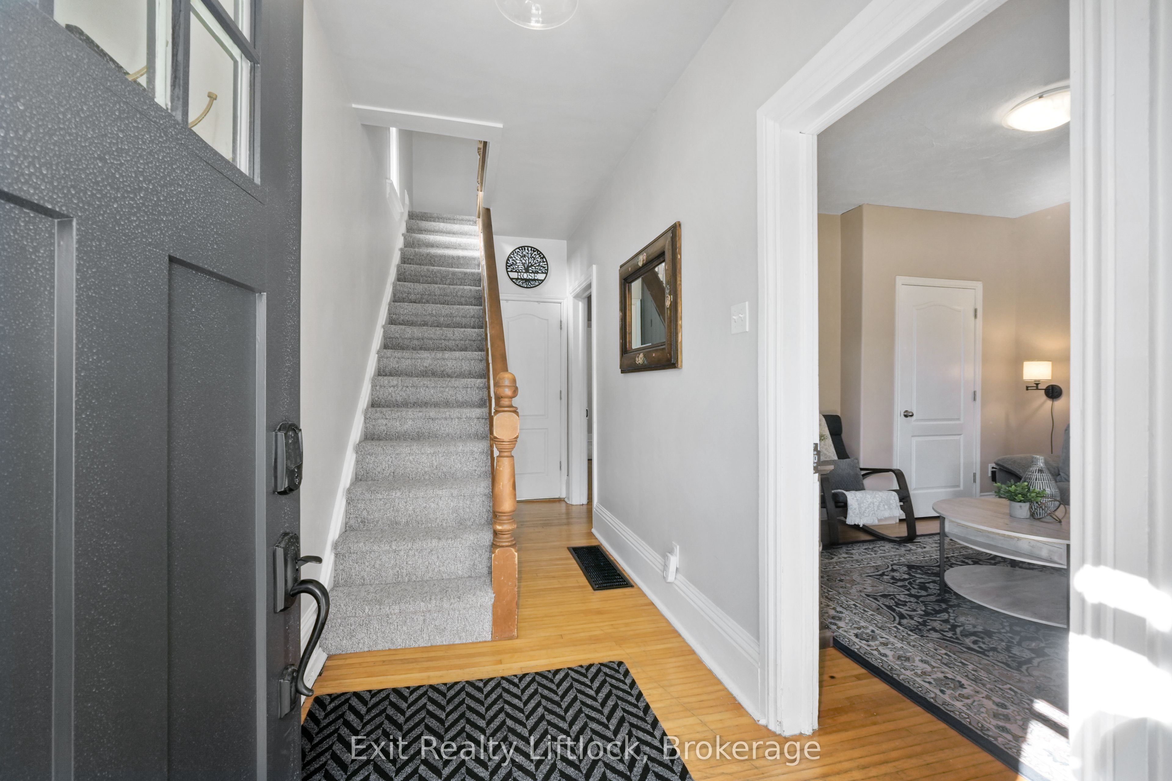 21 Aylmer Street S Property Photo 3
