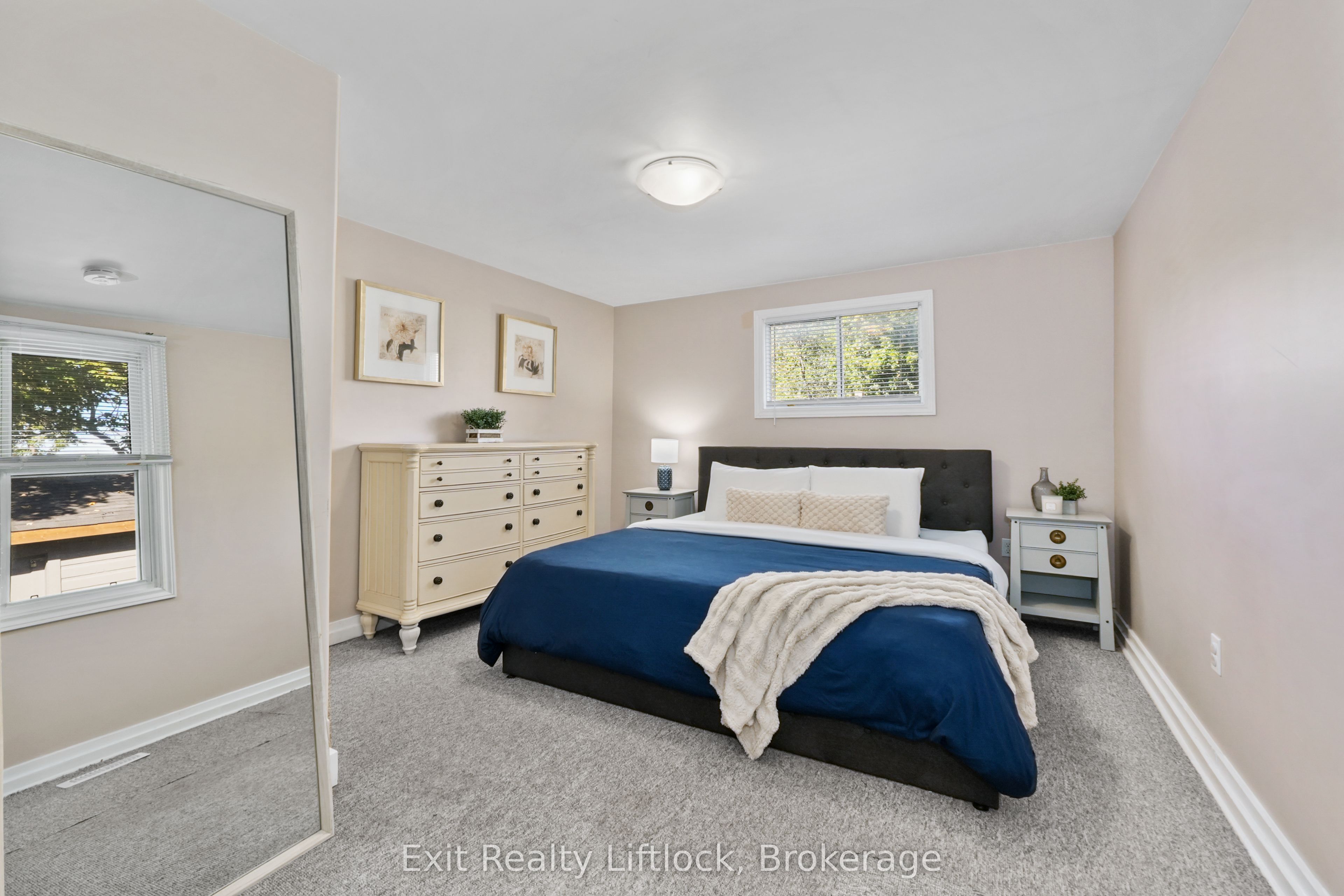 21 Aylmer Street S Property Photo 14