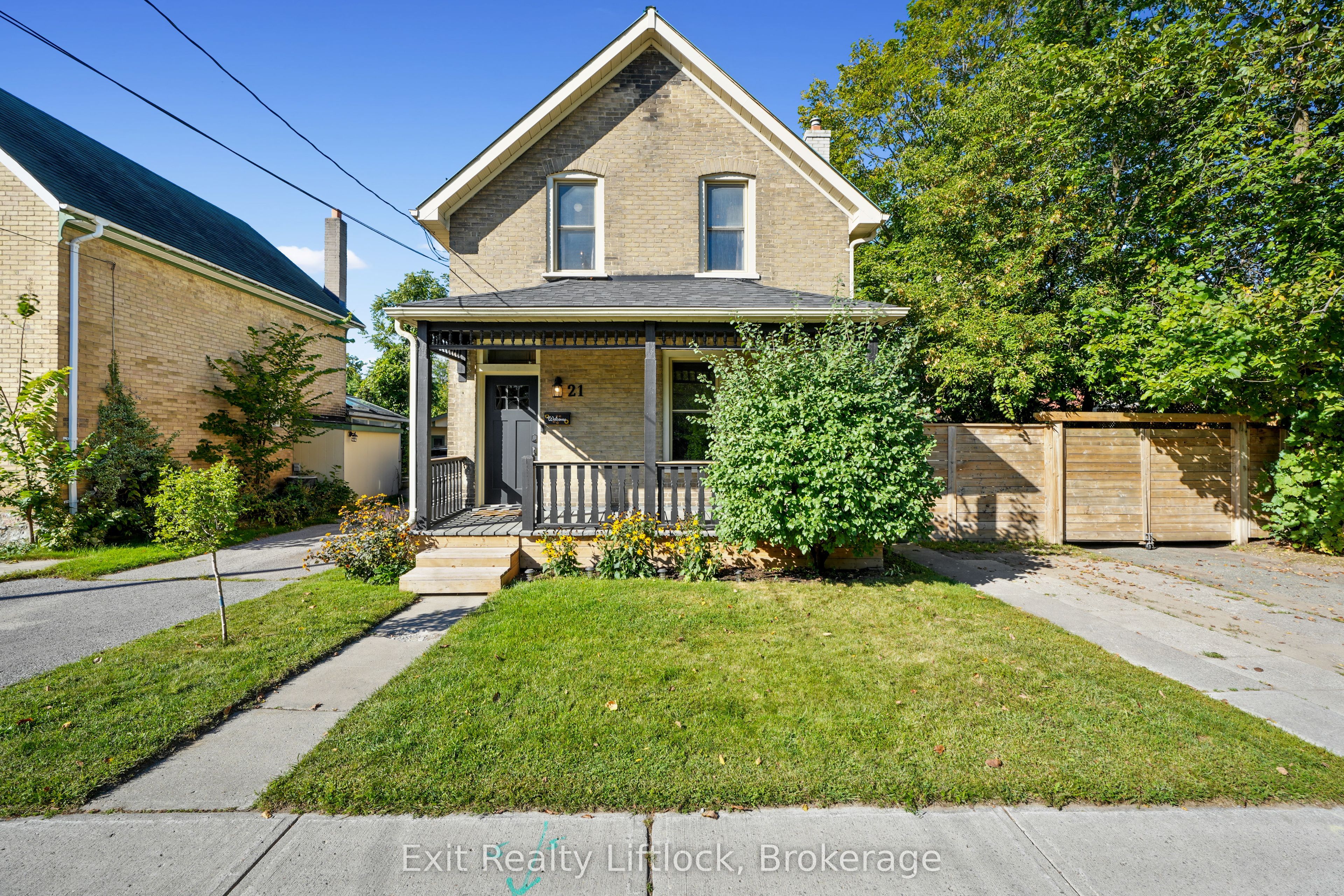21 Aylmer Street S Property Photo 26