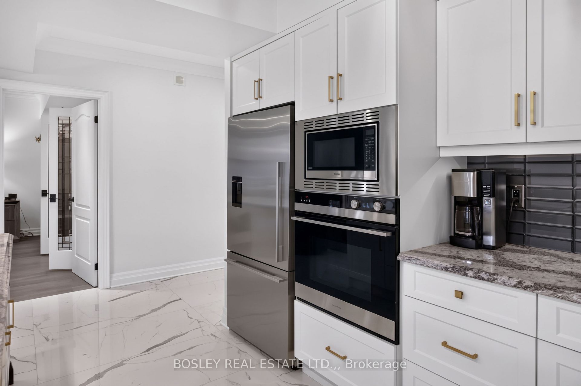215 Ricardo Street 209 Property Photo 13